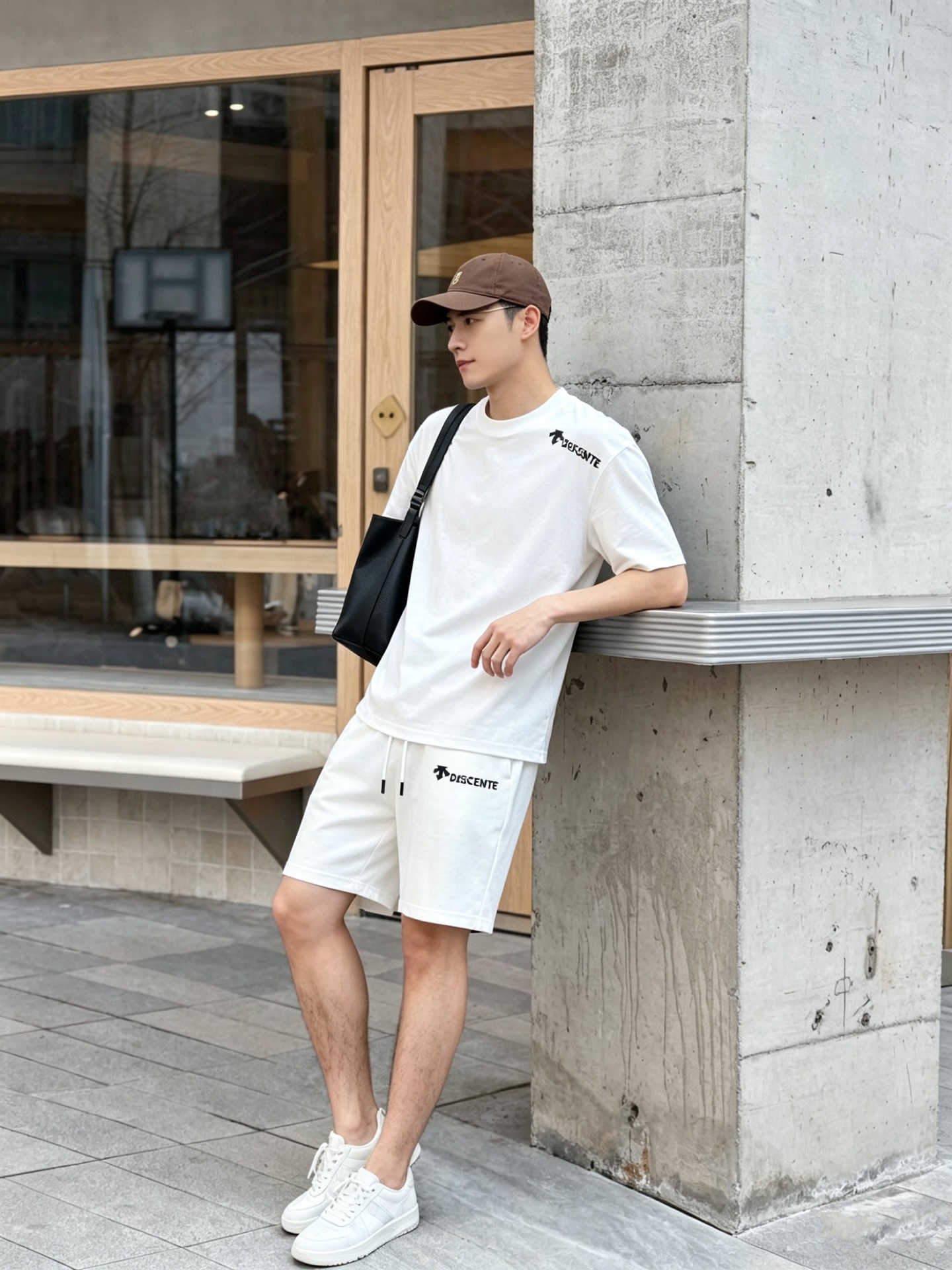 NO:836361,Tops, pants, Descente 2026 spring and summer new products, complete with three standards, fashionable casual suits, good products, no need to introduce too much, look at the details, counter size M-XXXL / recommended L,,19860909上衣 裤子 迪桑特 2026春夏新品 三标齐全 时尚休闲套装 好货不用过多介绍 看细节 专柜码数 M-XXXL /建议L,,,Men's clothing