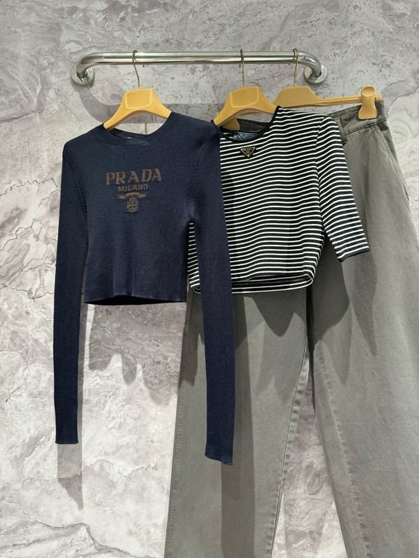 Prada Clothing Knit Sweater Blue Knitting Spring Collection