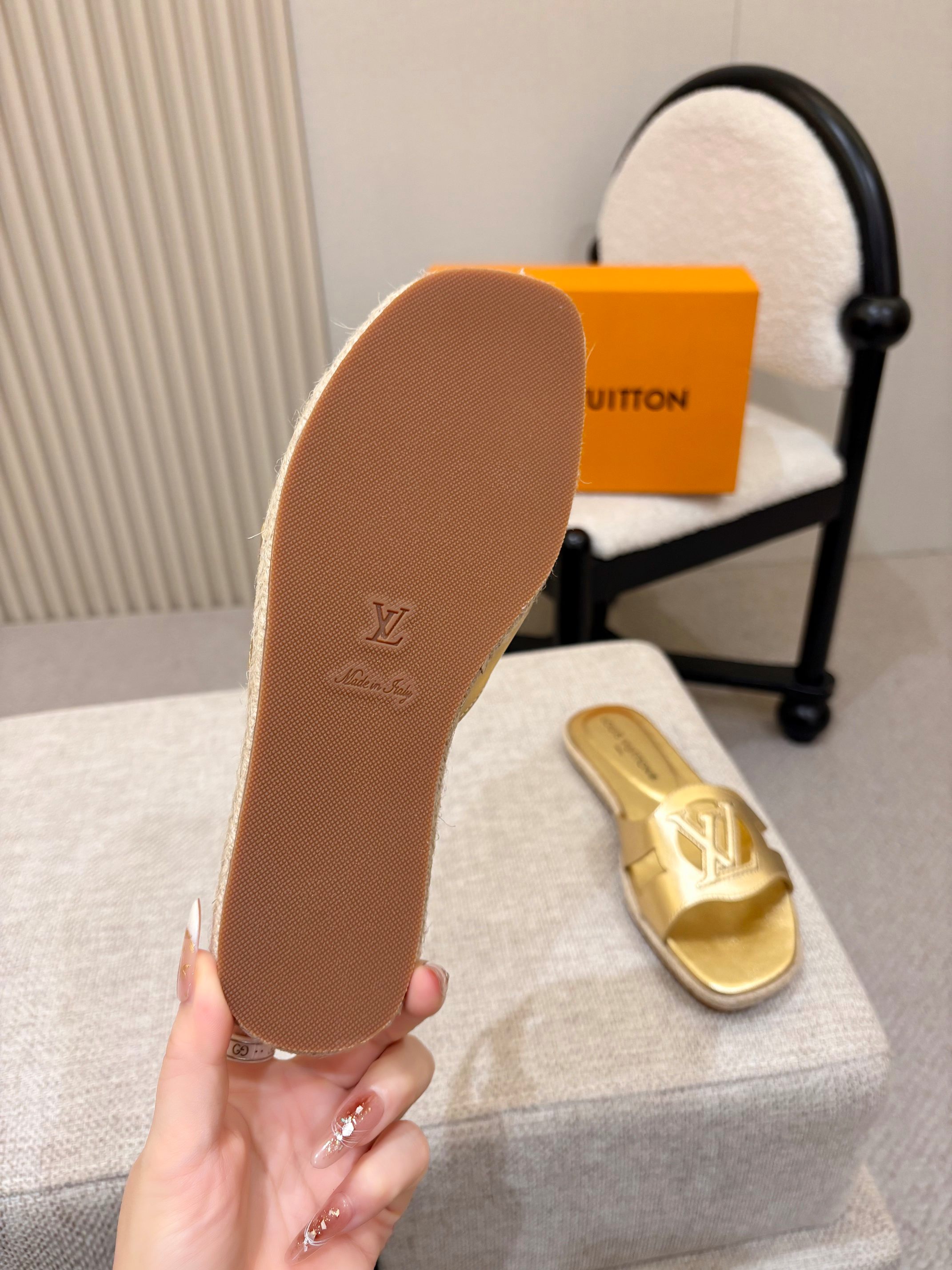Louis Vuitton Slides