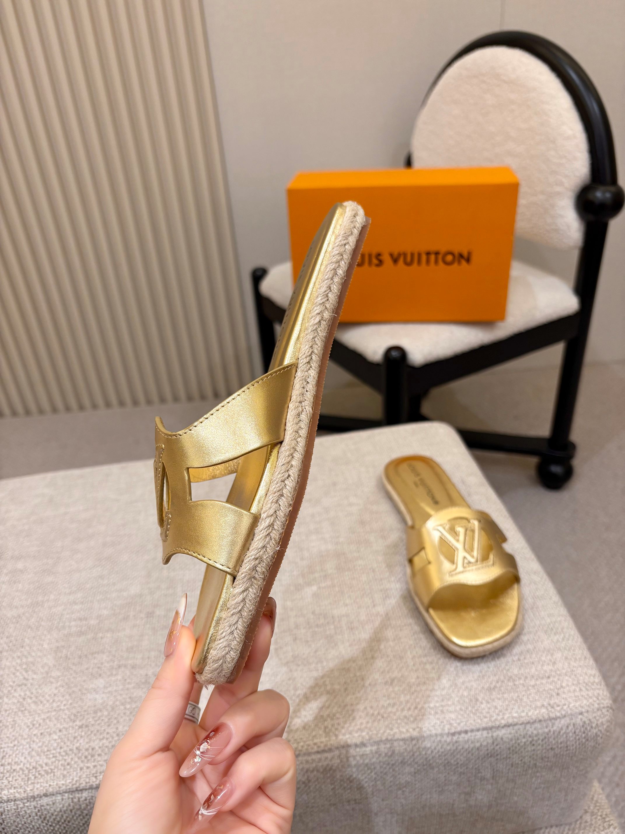 Louis Vuitton Slides