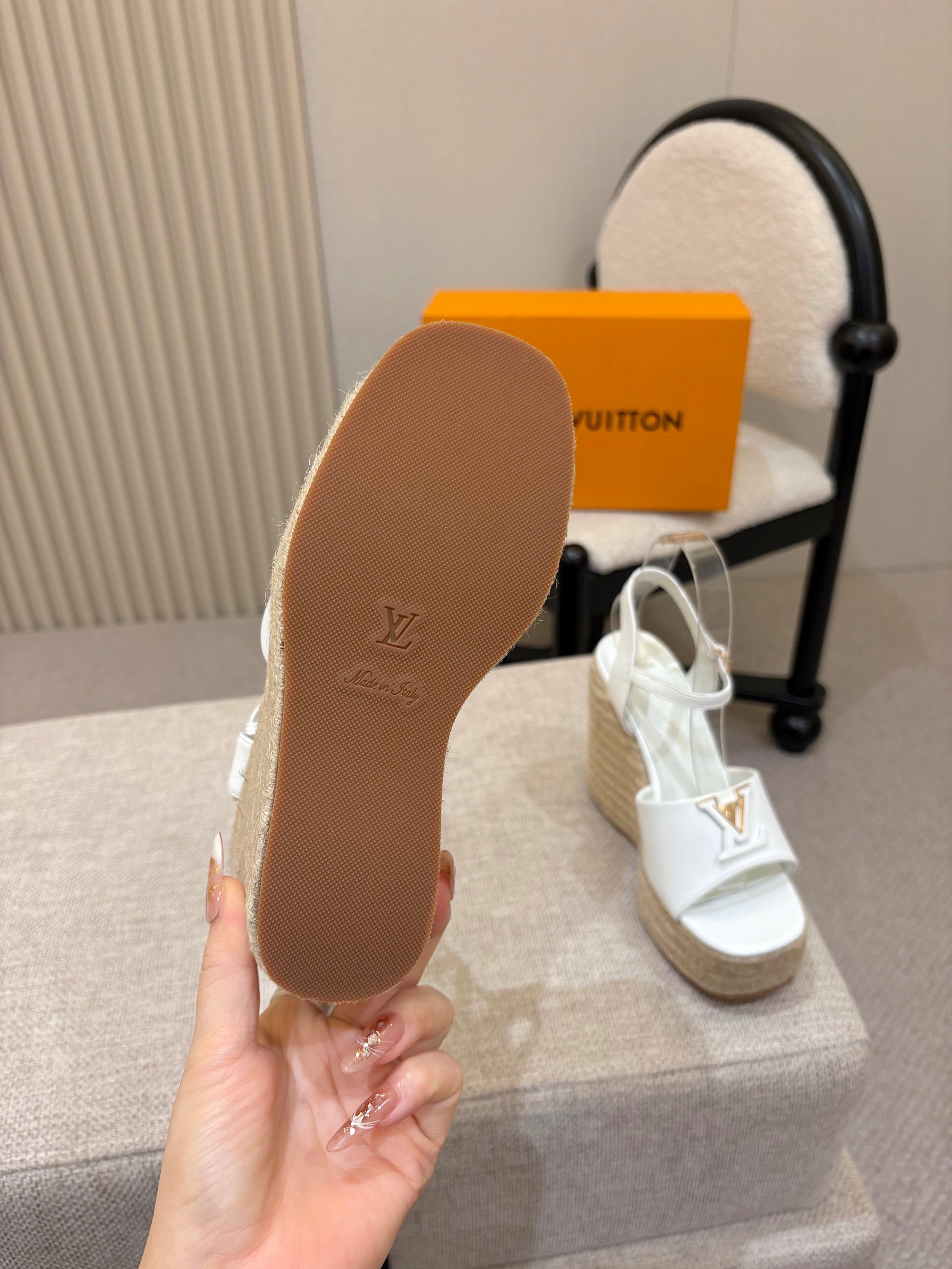 Louis Vuitton Sandals