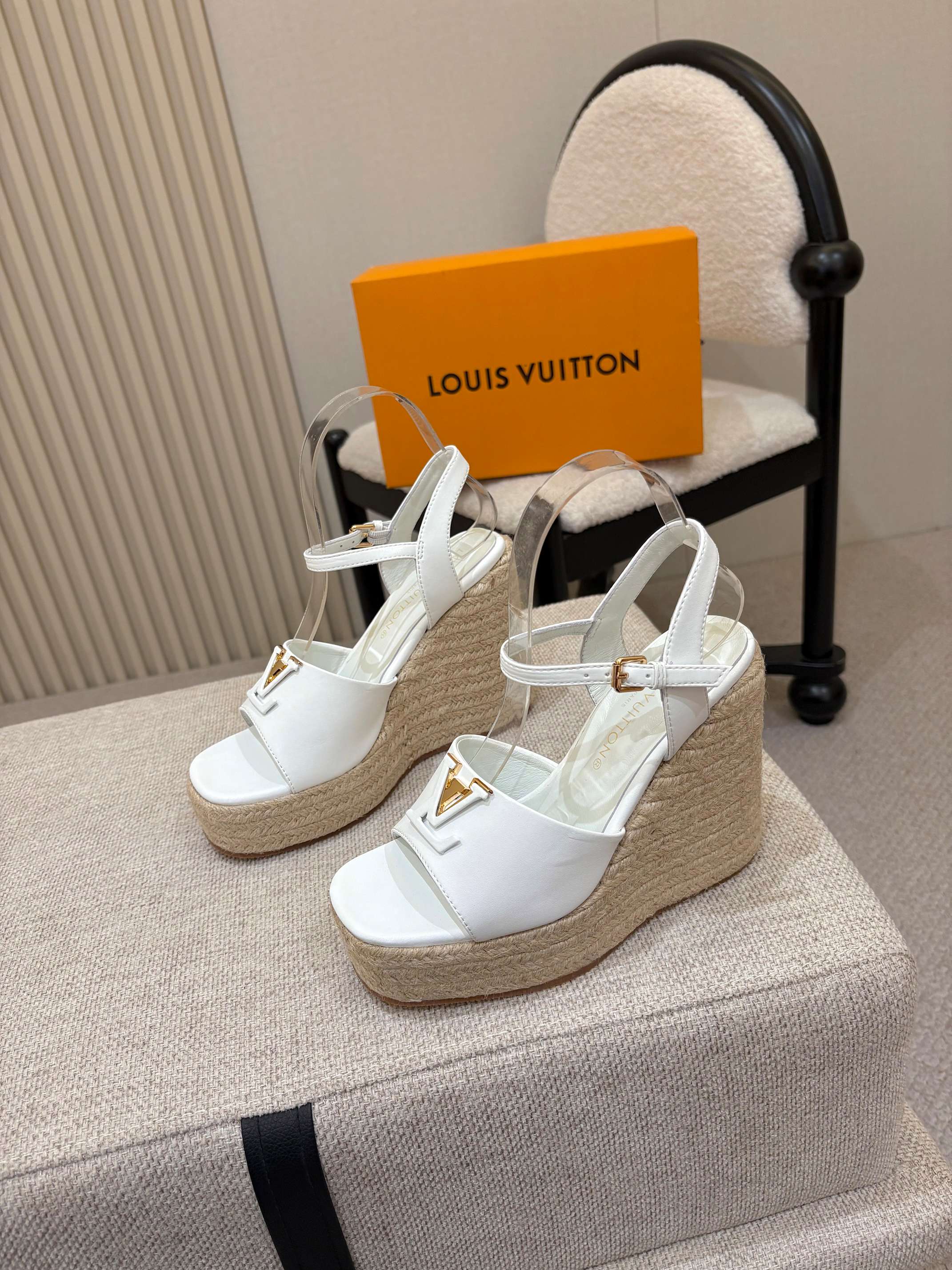 Louis Vuitton Sandals