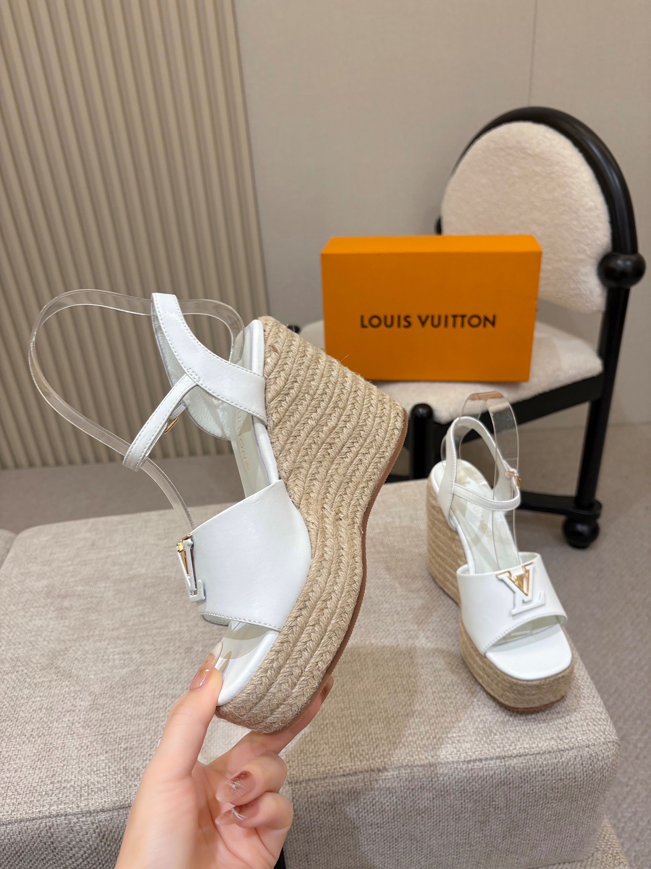 Louis Vuitton Sandals