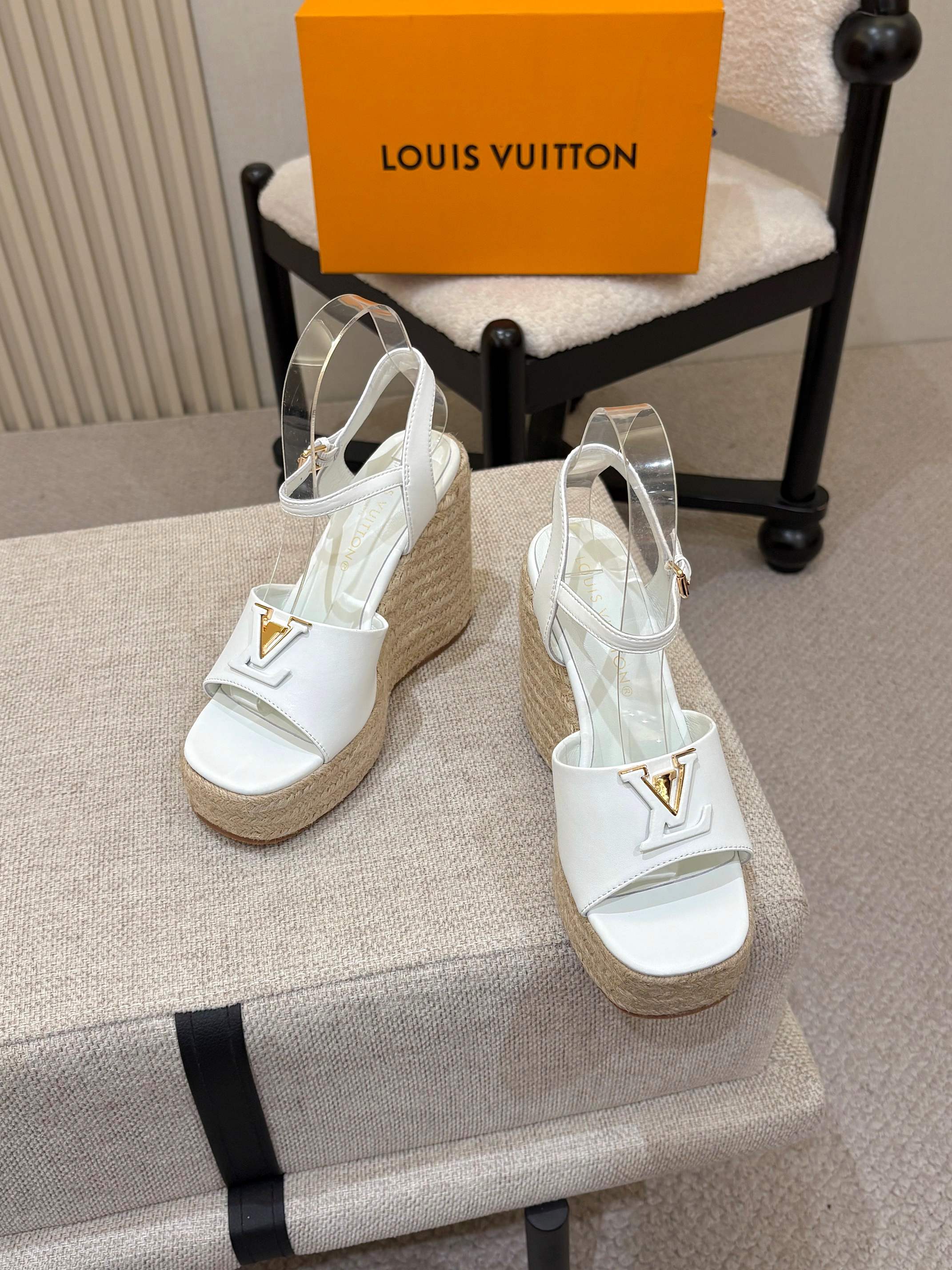 Louis Vuitton Sandals