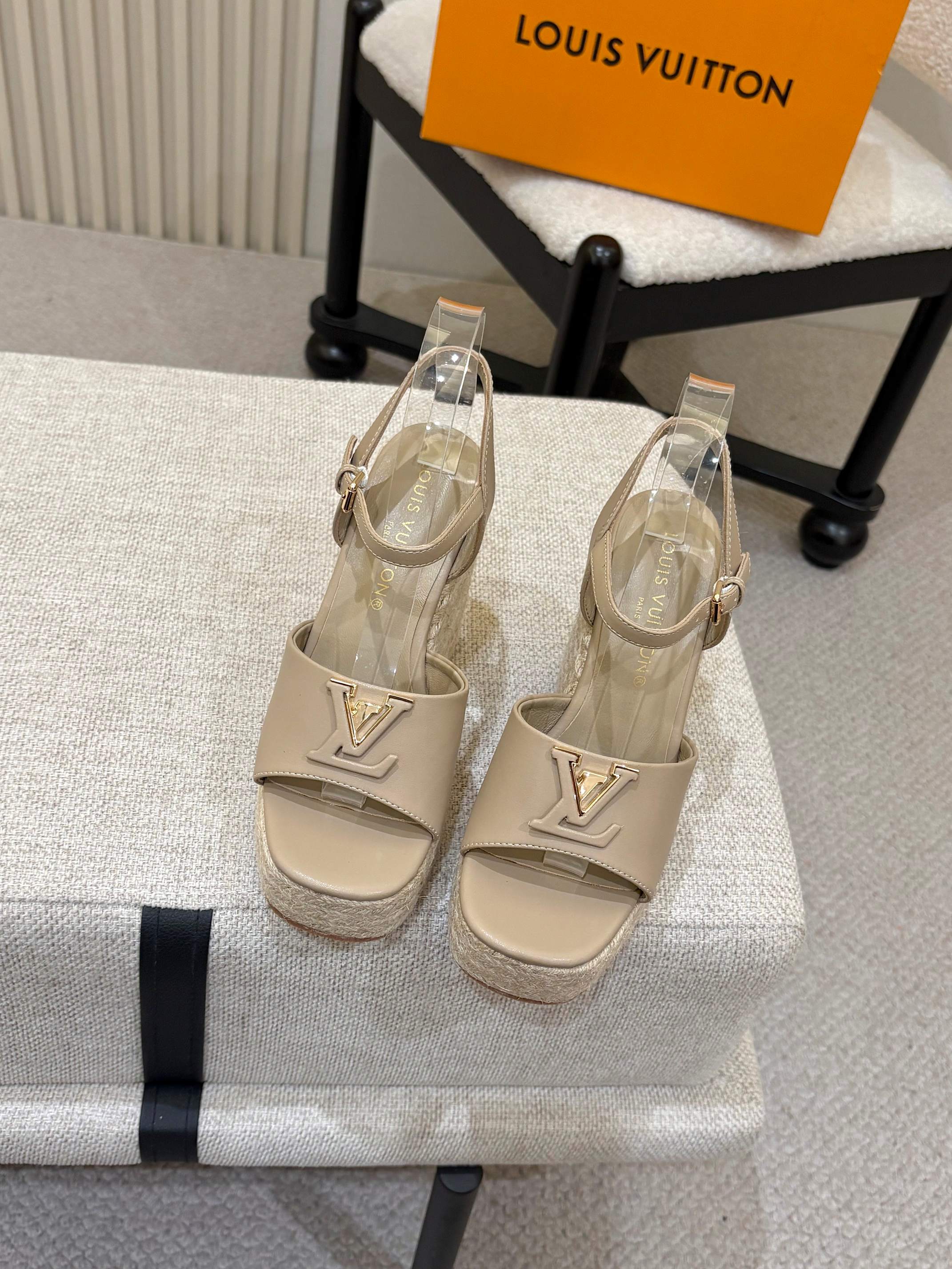 Louis Vuitton Sandals