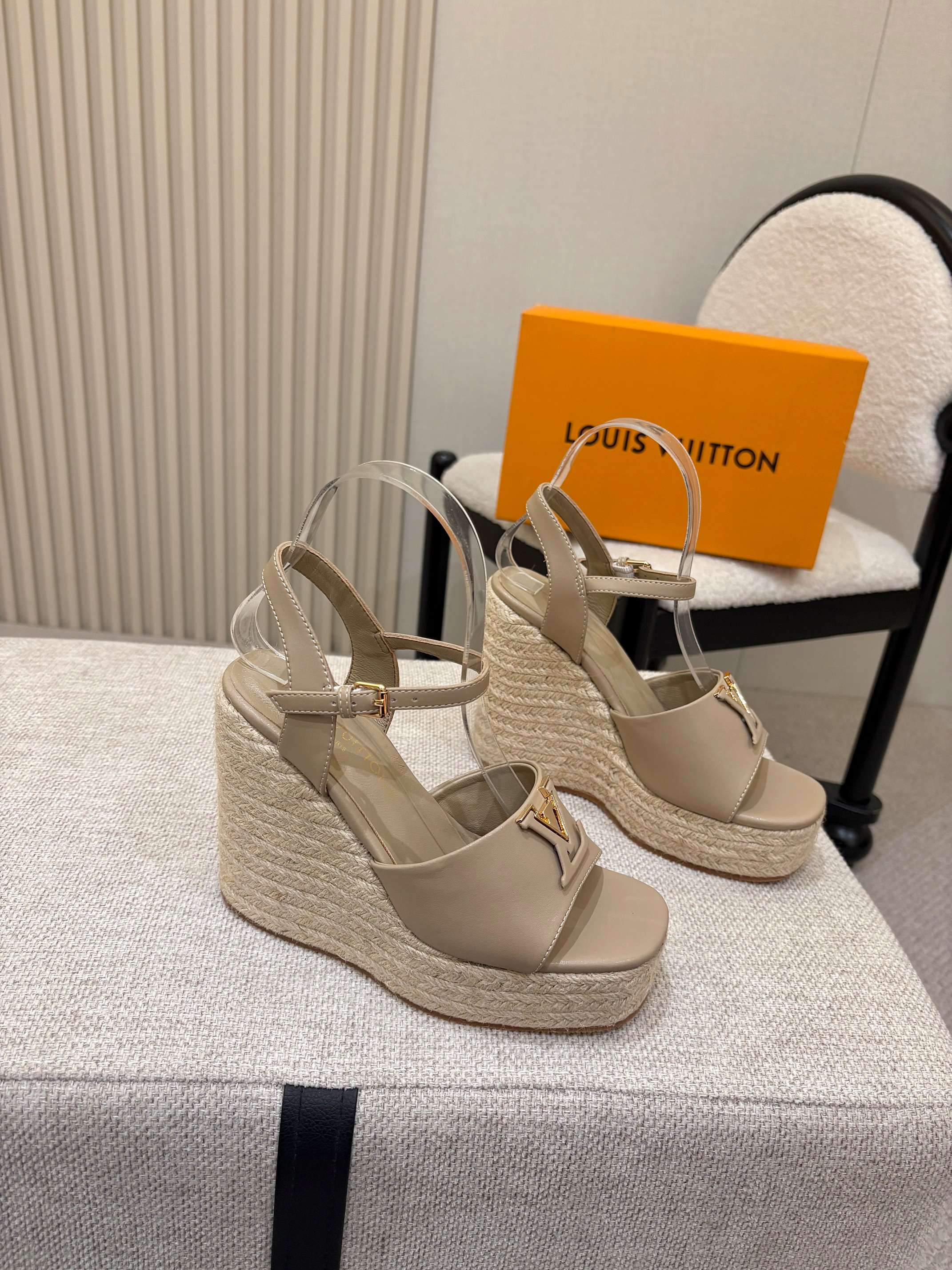 Louis Vuitton Sandals