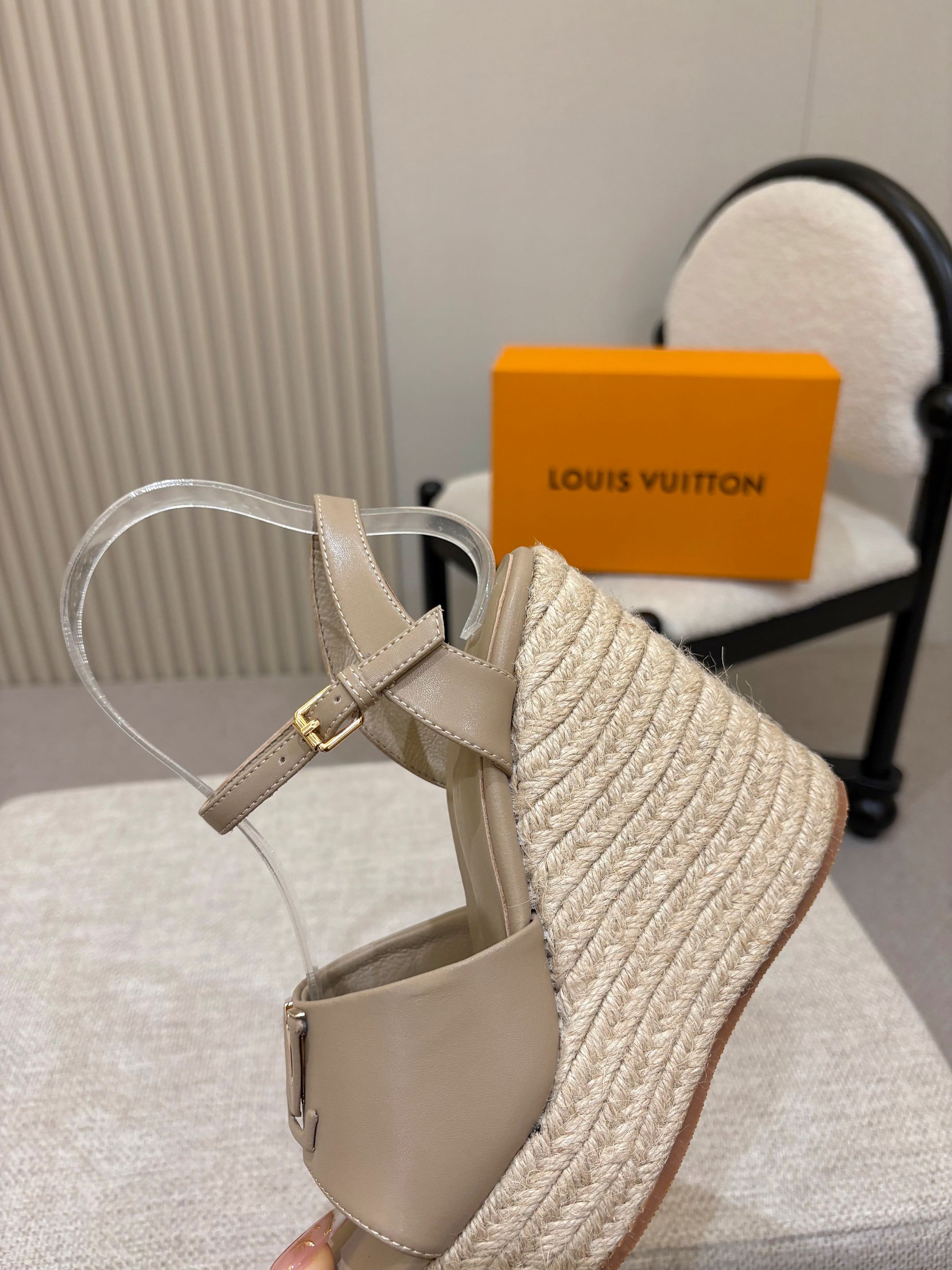 Louis Vuitton Sandals