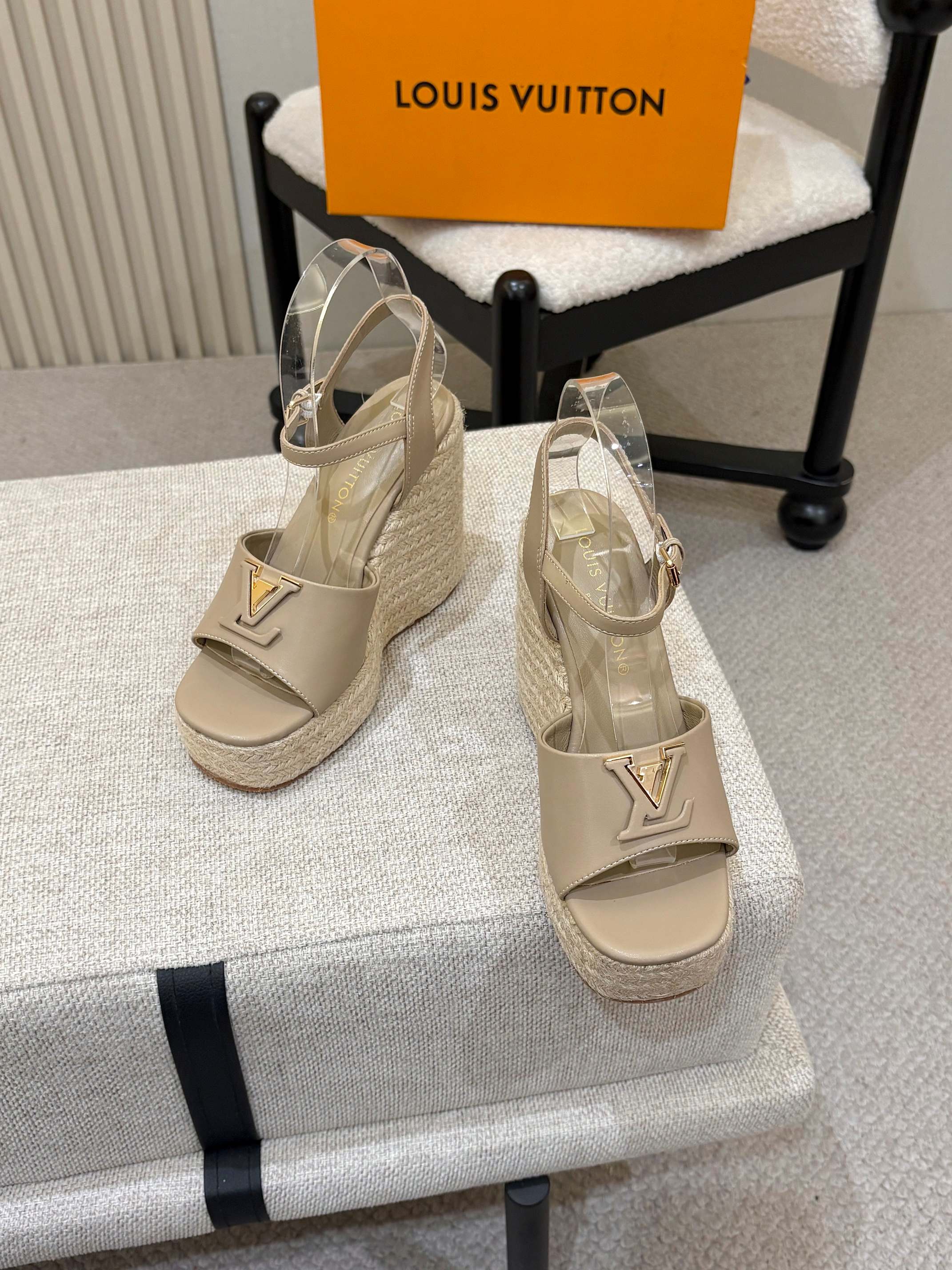 Louis Vuitton Sandals