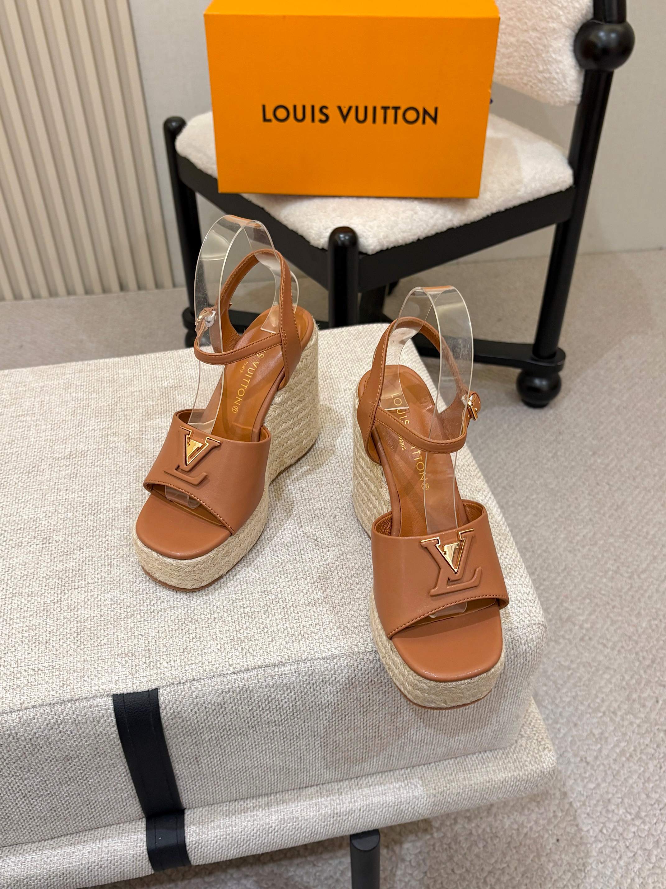 Louis Vuitton Sandals