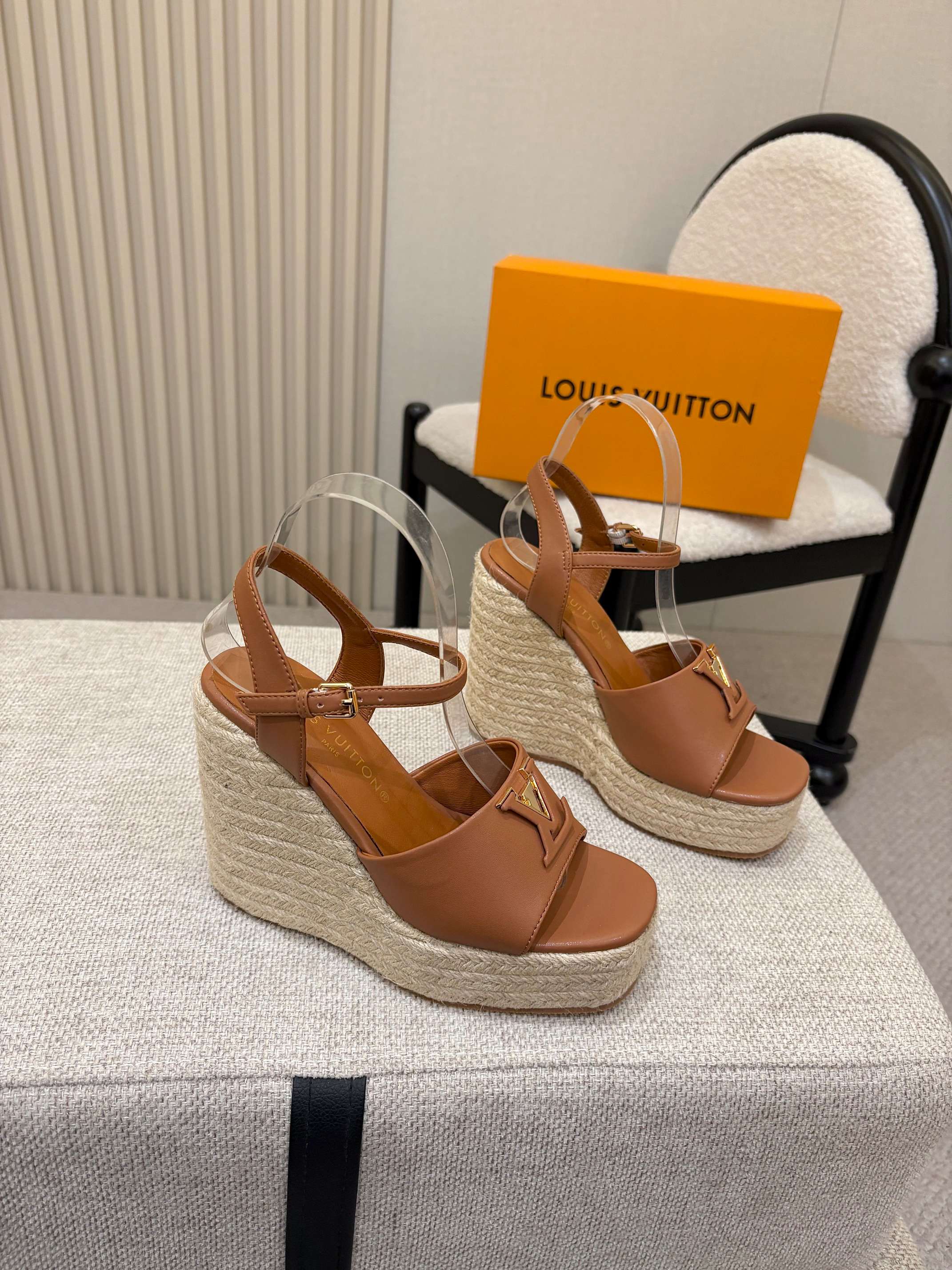 Louis Vuitton Sandals