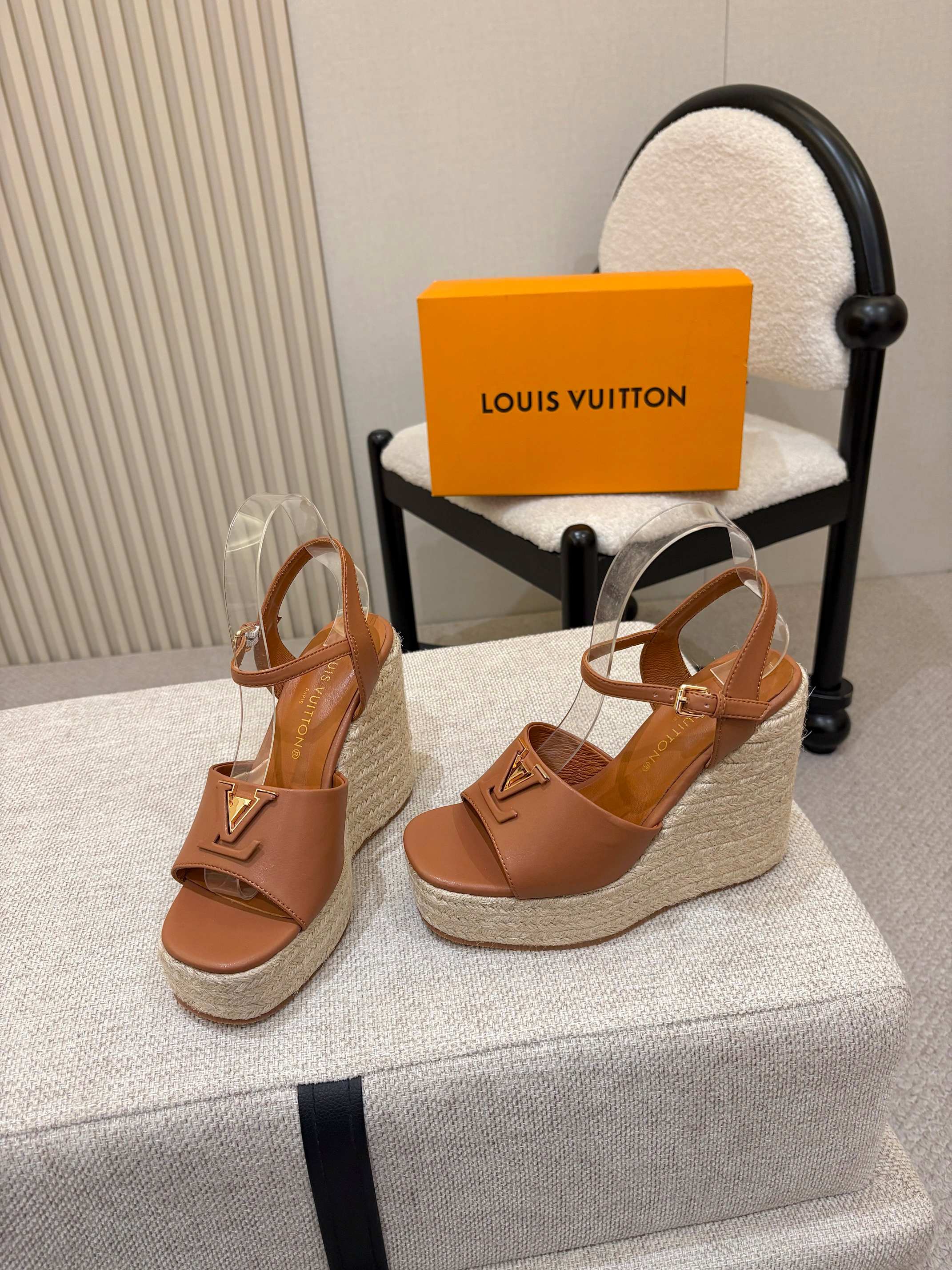 Louis Vuitton Sandals