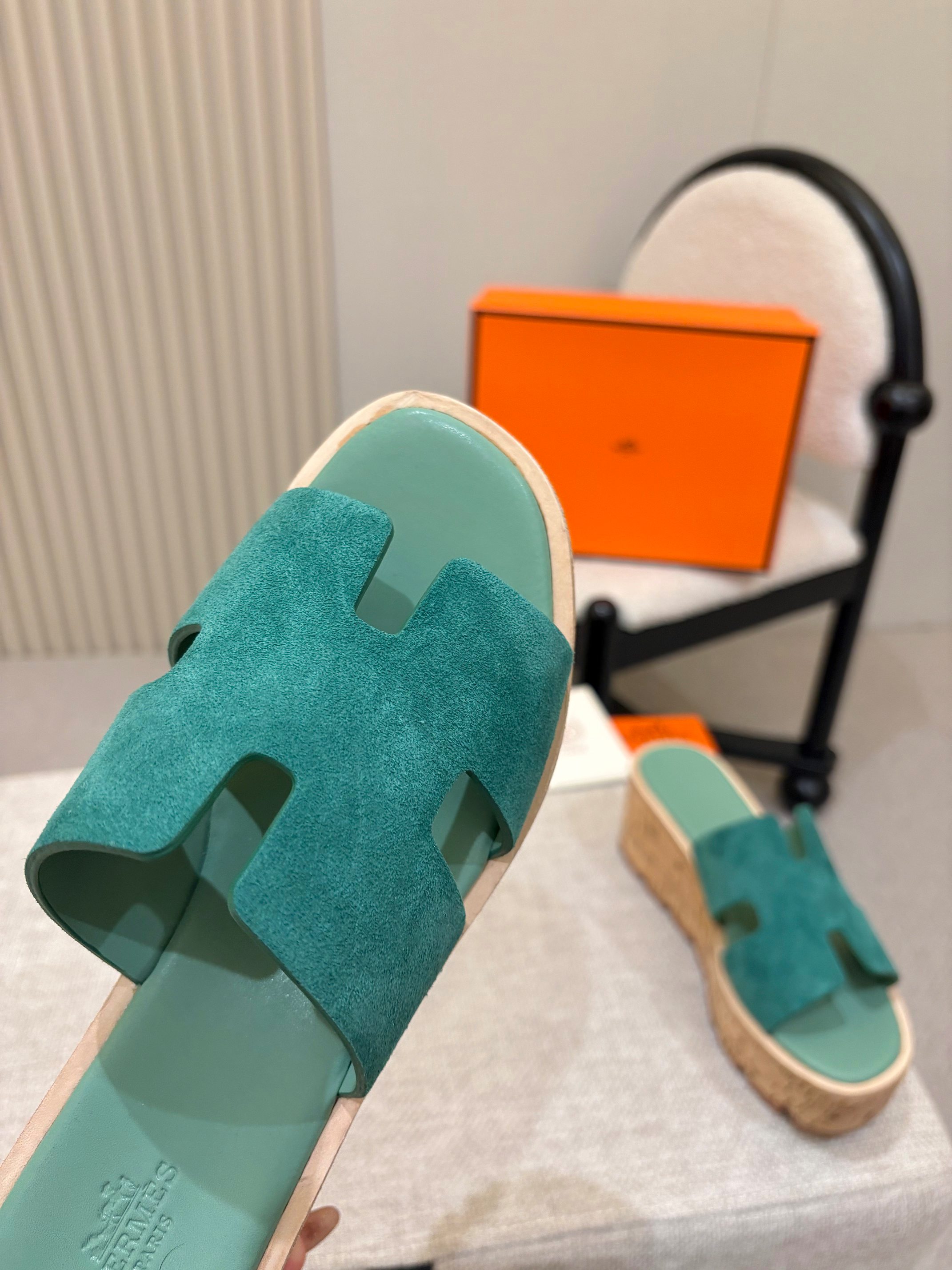Hermes Slides