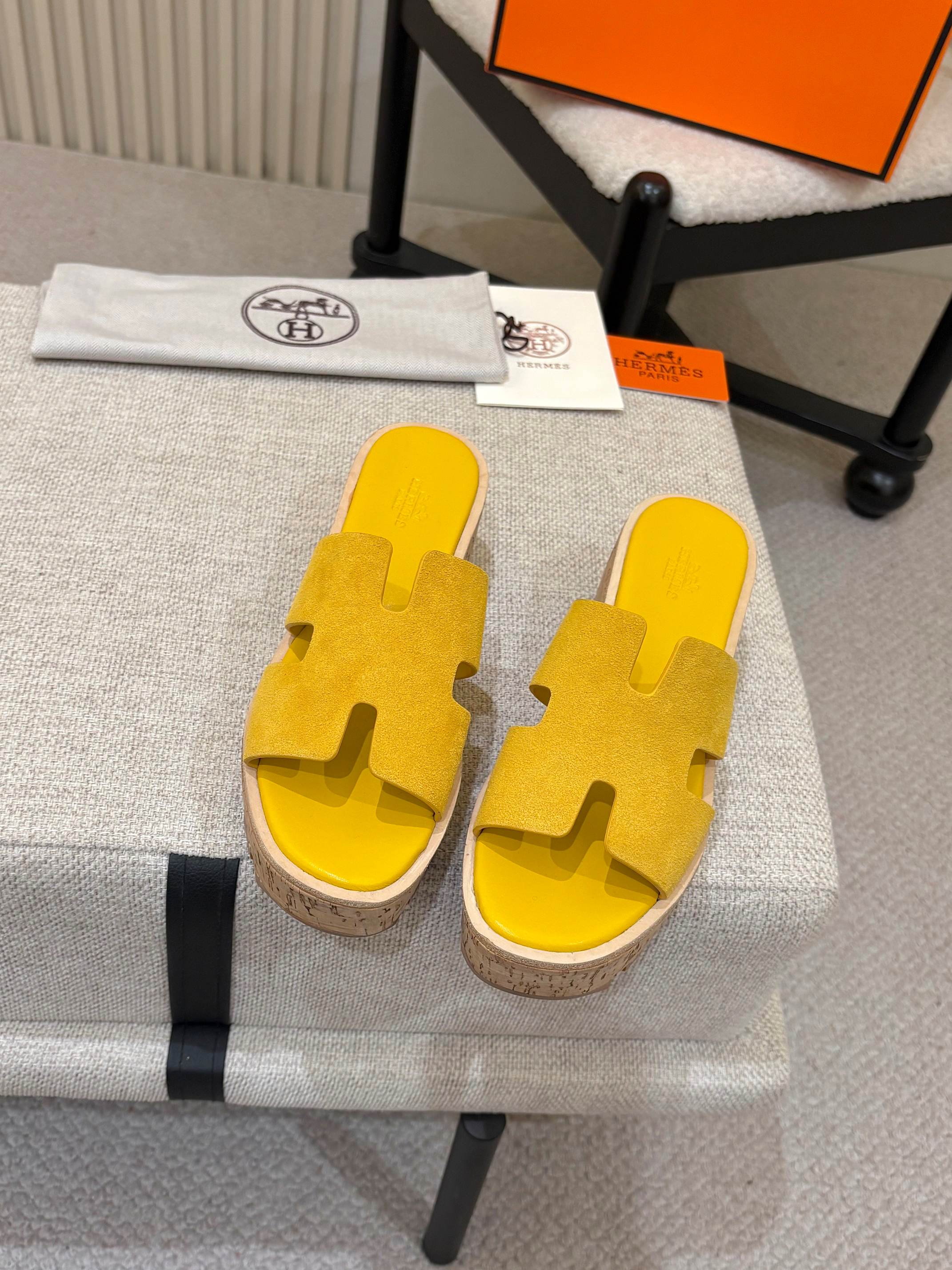 Hermes Slides