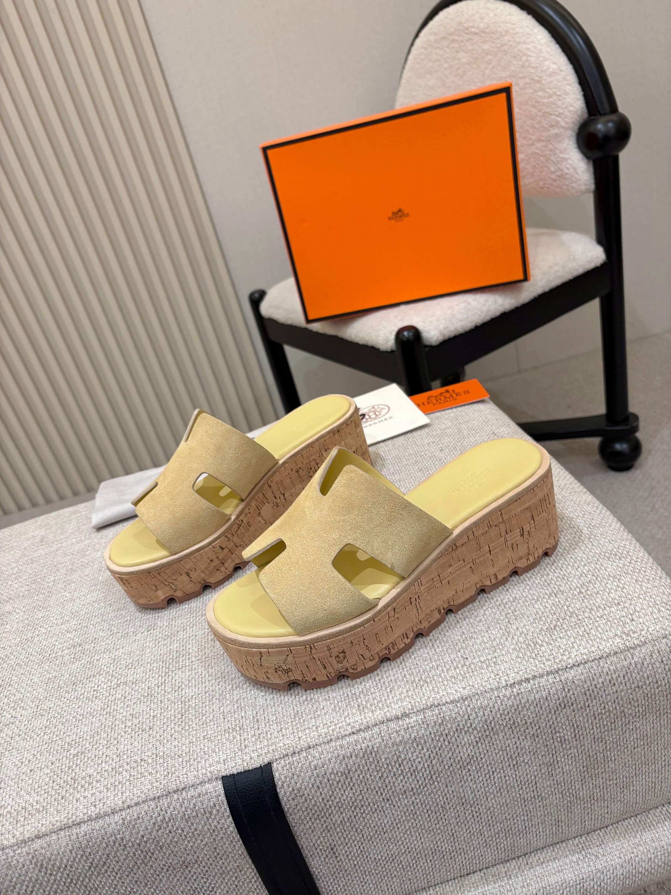 Hermes Slides