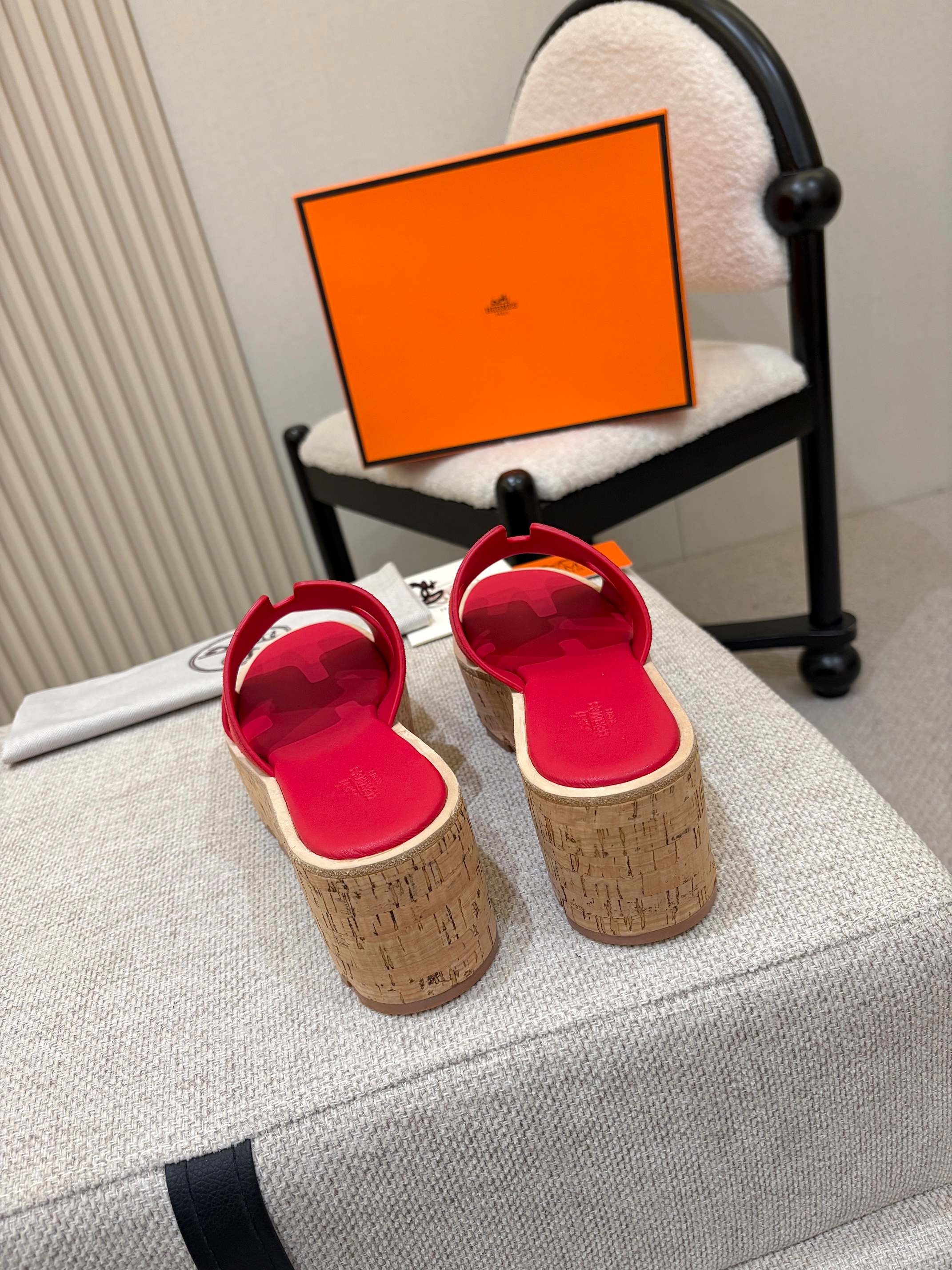 Hermes Slides