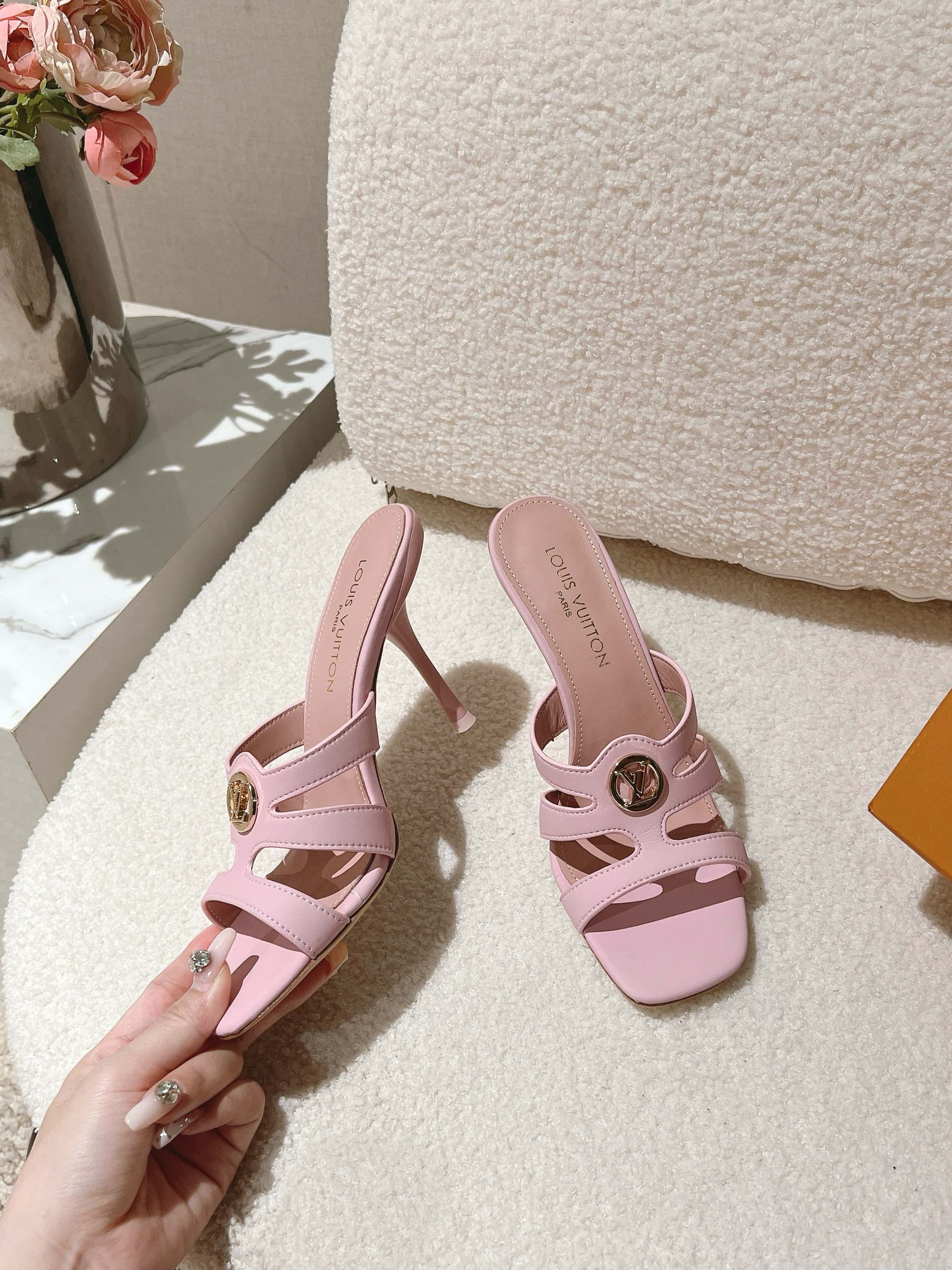 Louis Vuitton Slides