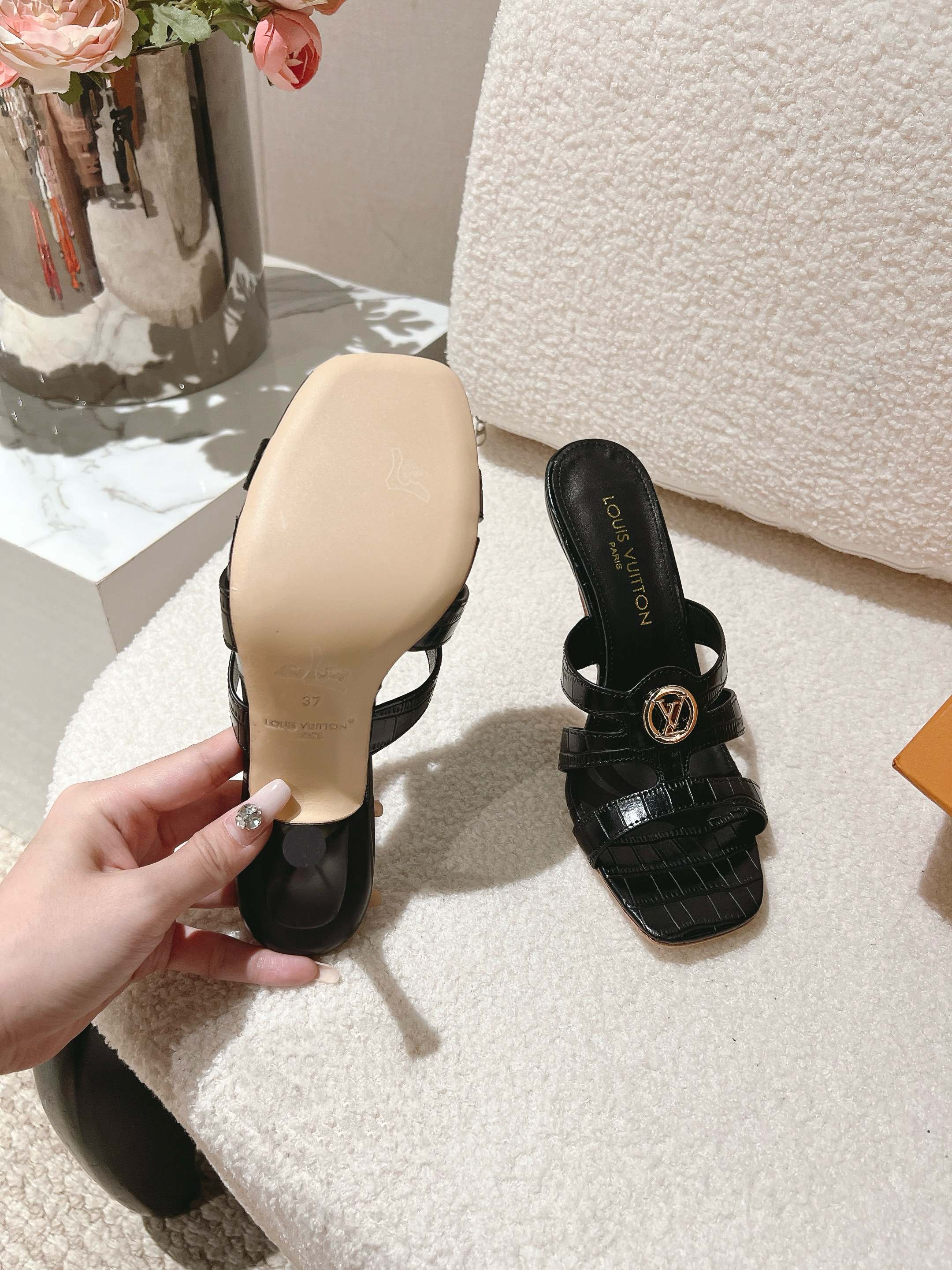 Louis Vuitton Slides
