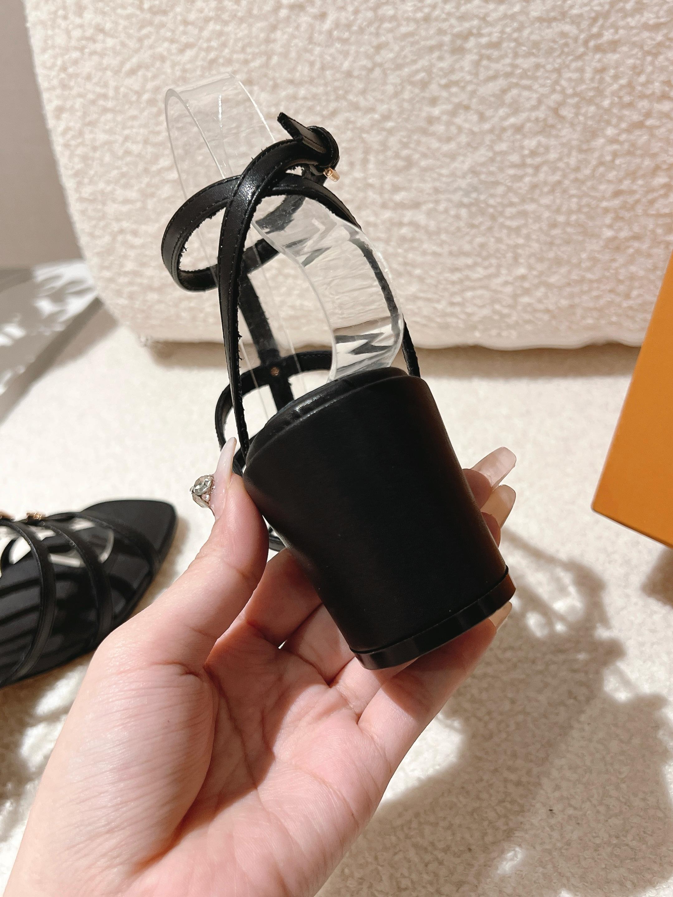 Louis Vuitton Sandals