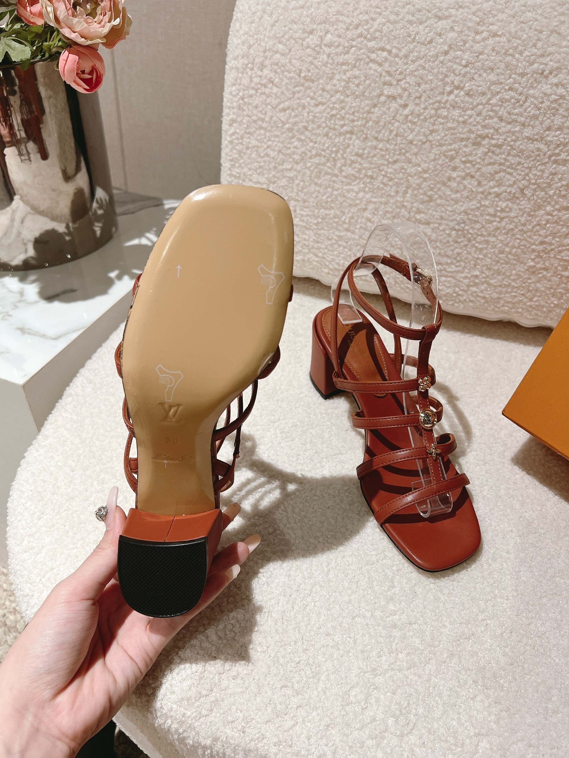 Louis Vuitton Sandals
