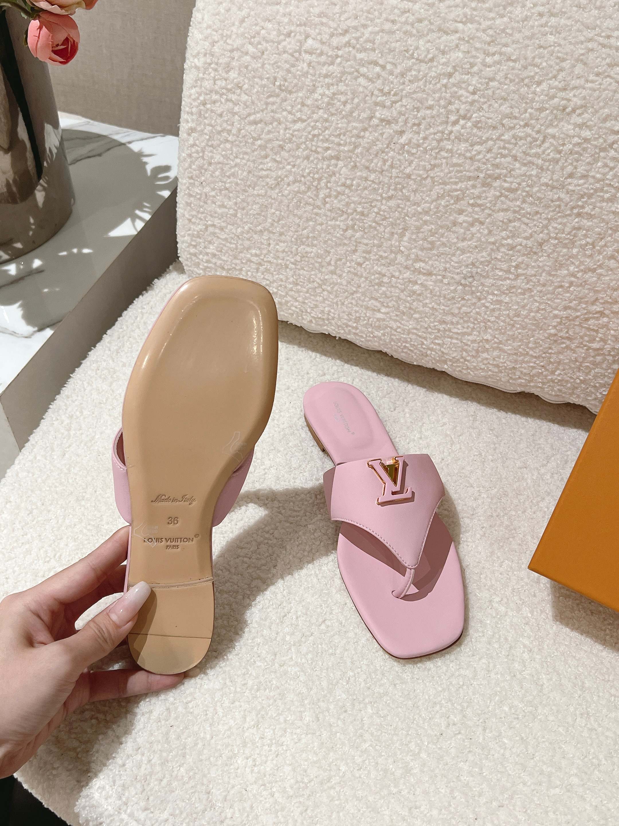 Louis Vuitton Slides