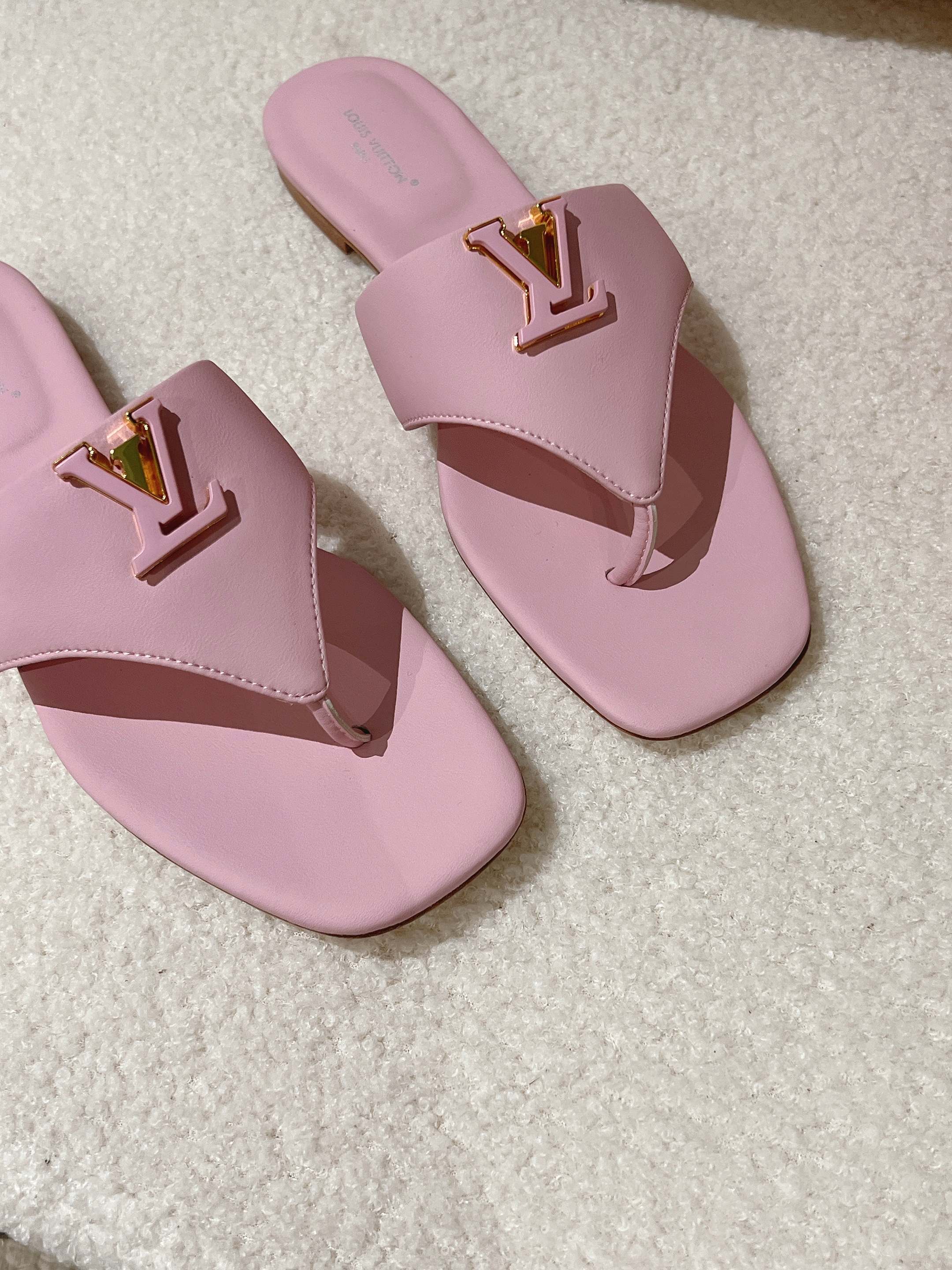 Louis Vuitton Slides