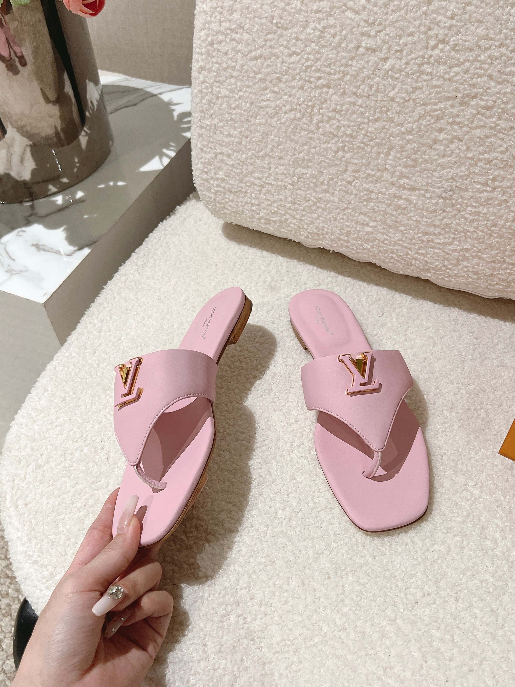 Louis Vuitton Slides