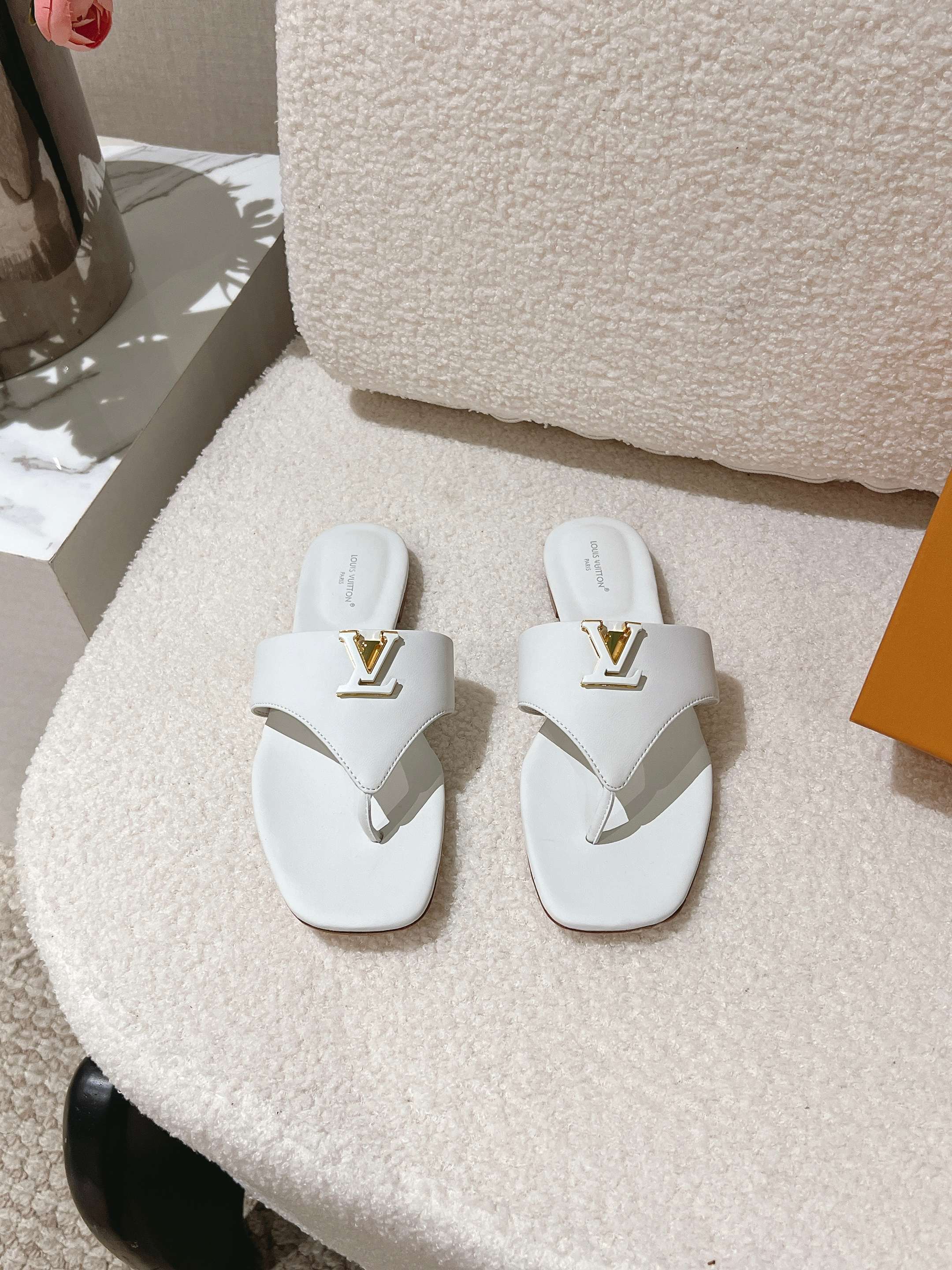 Louis Vuitton Slides