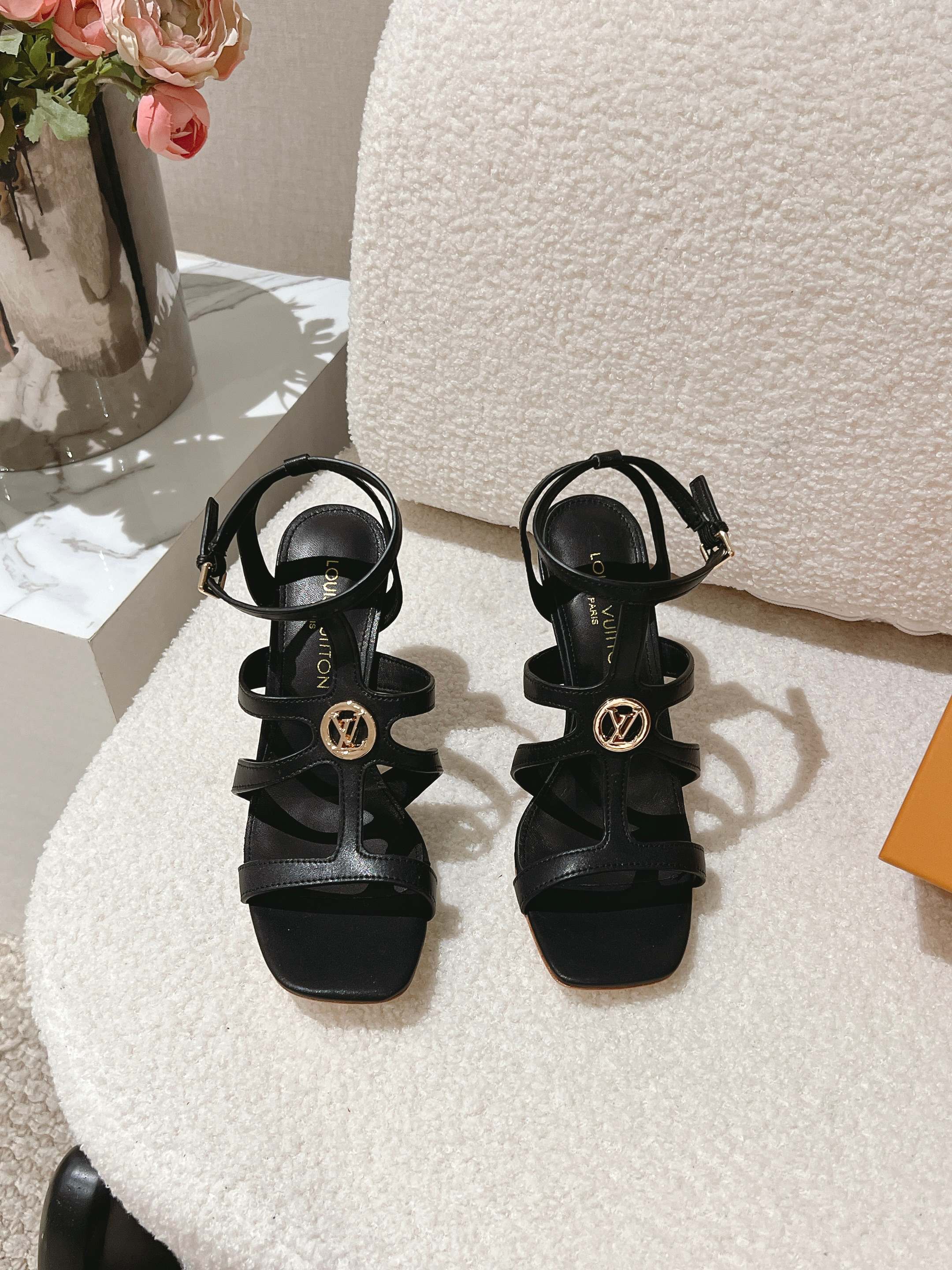 Louis Vuitton Sandals