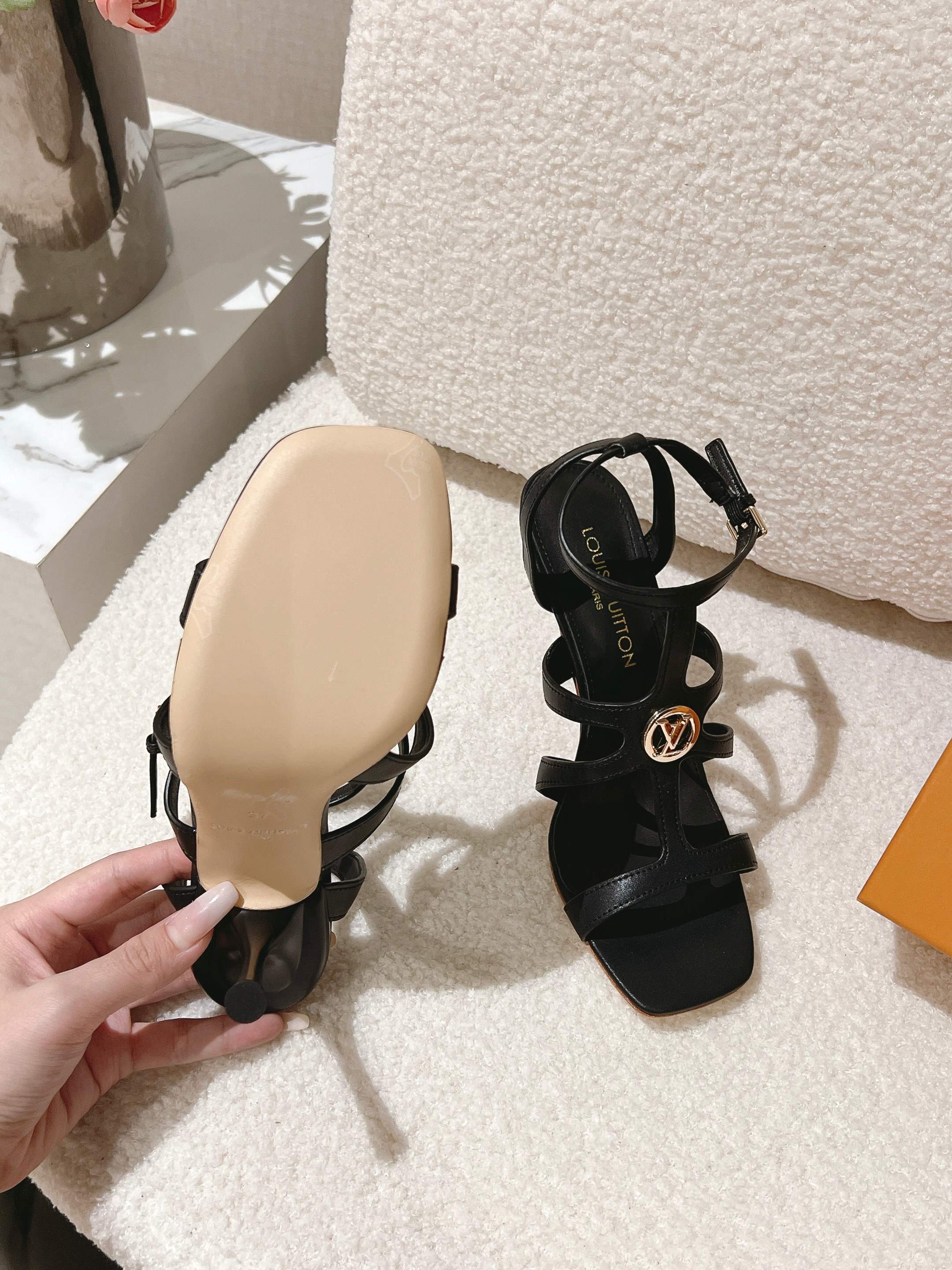 Louis Vuitton Sandals