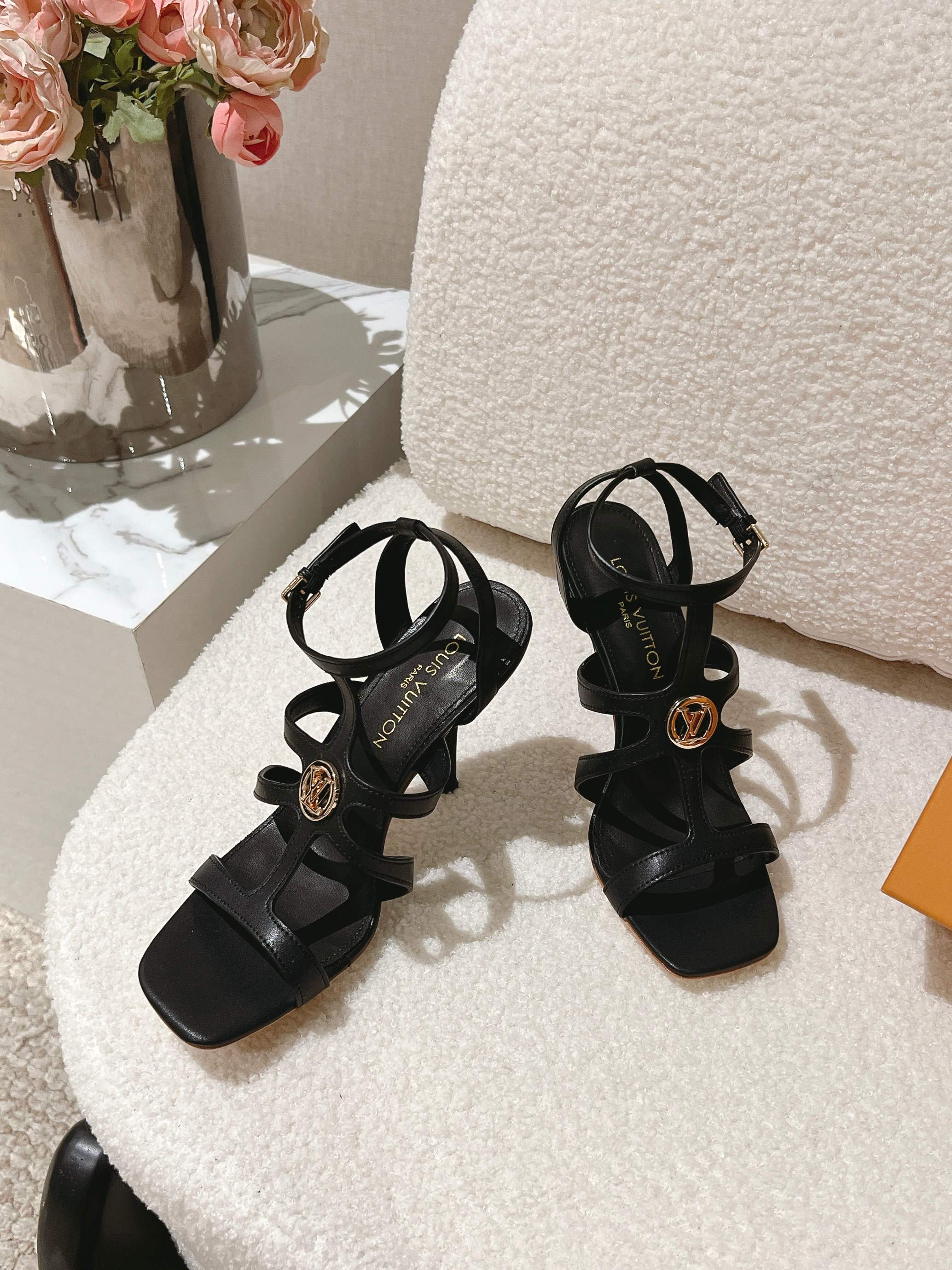 Louis Vuitton Sandals