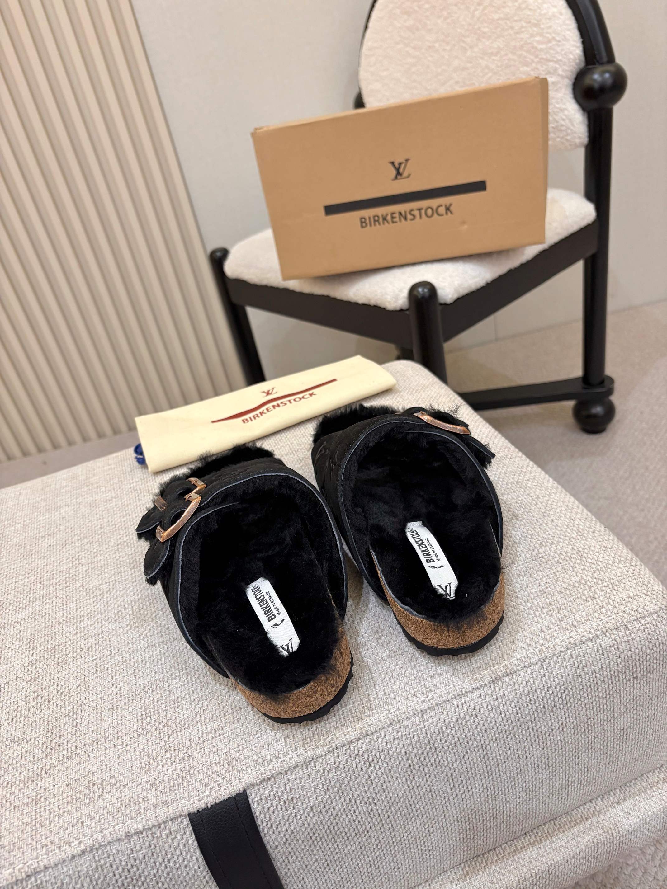 Louis Vuitton Slides