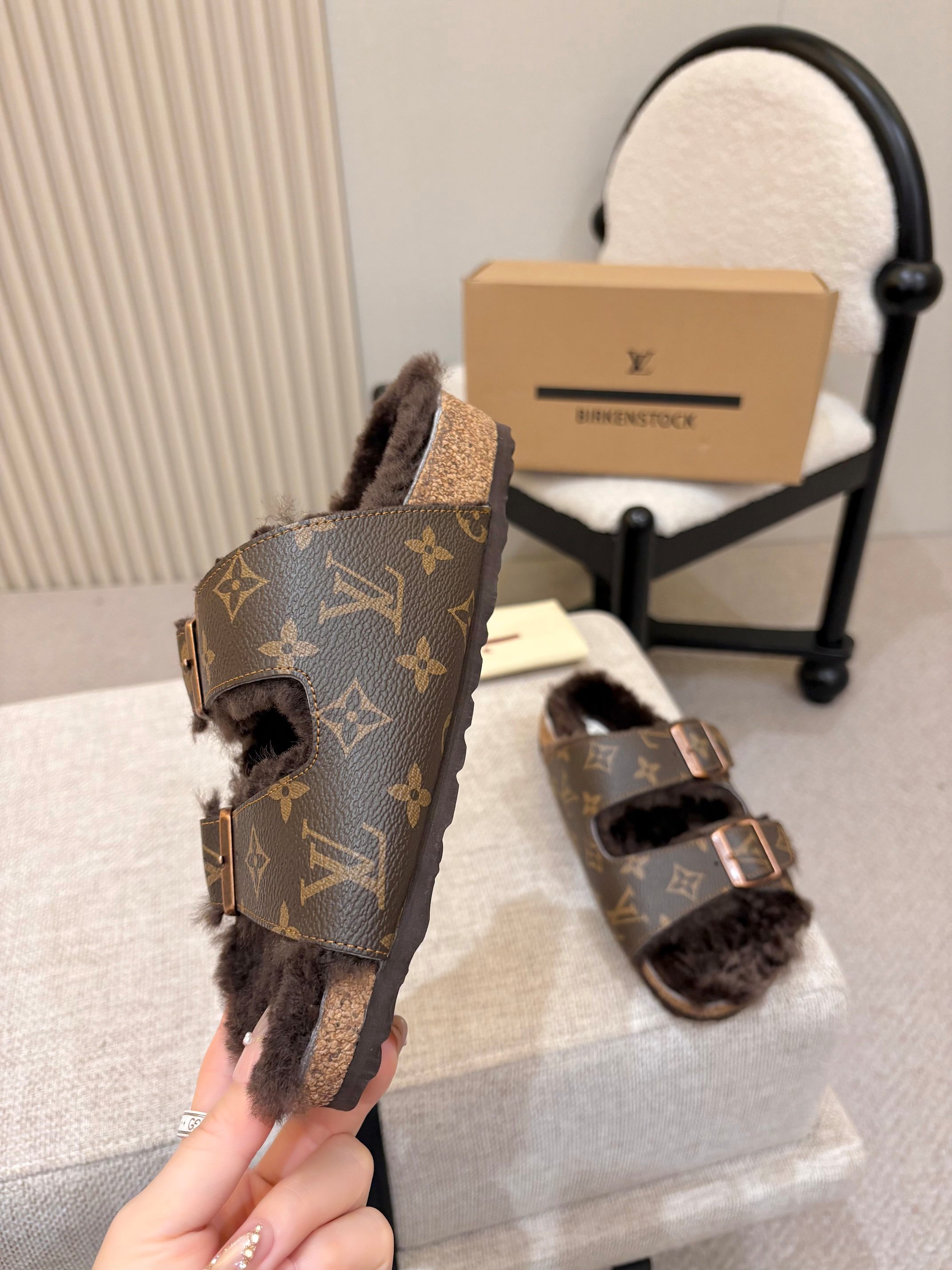 Louis Vuitton Slides
