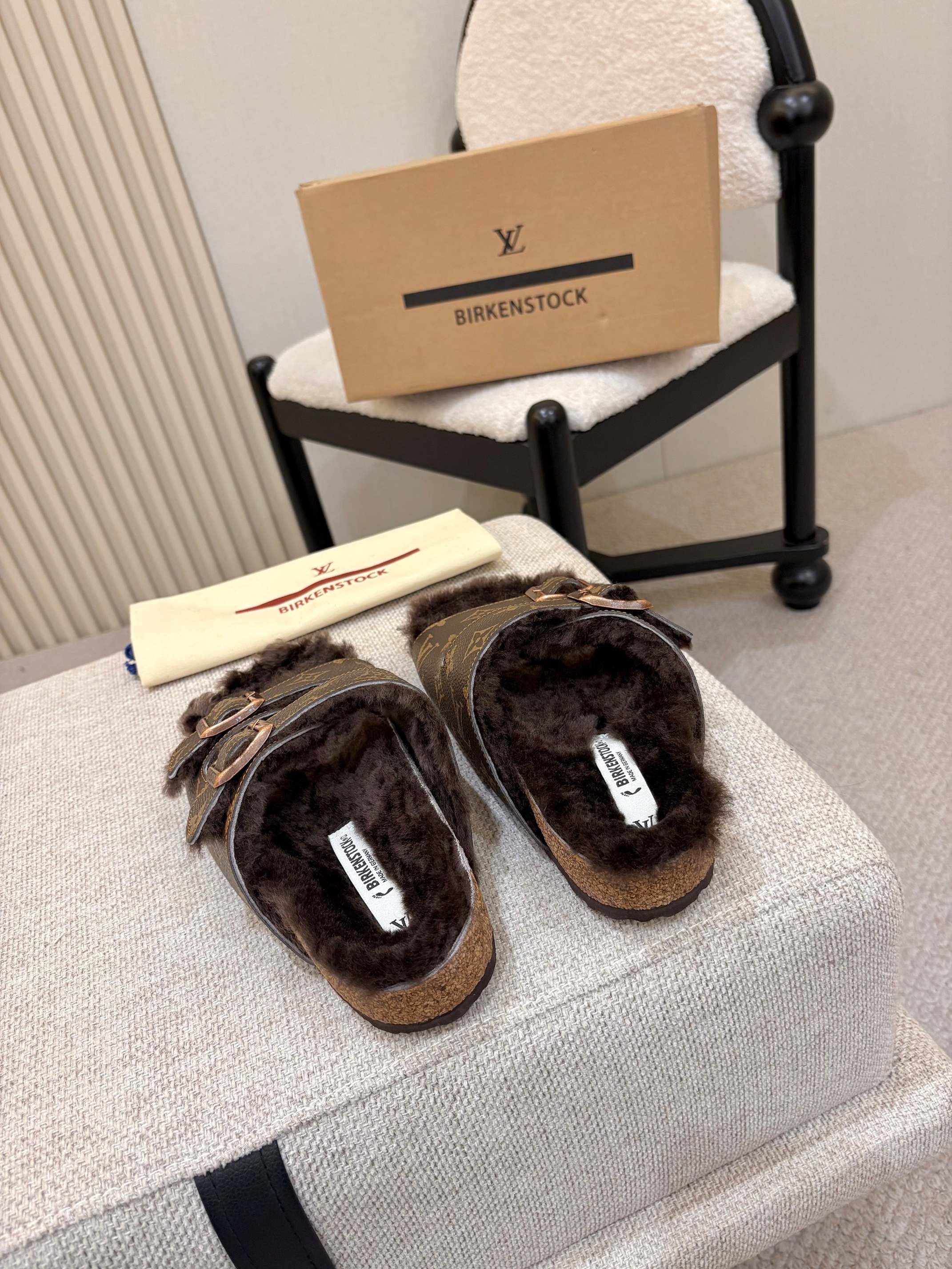 Louis Vuitton Slides