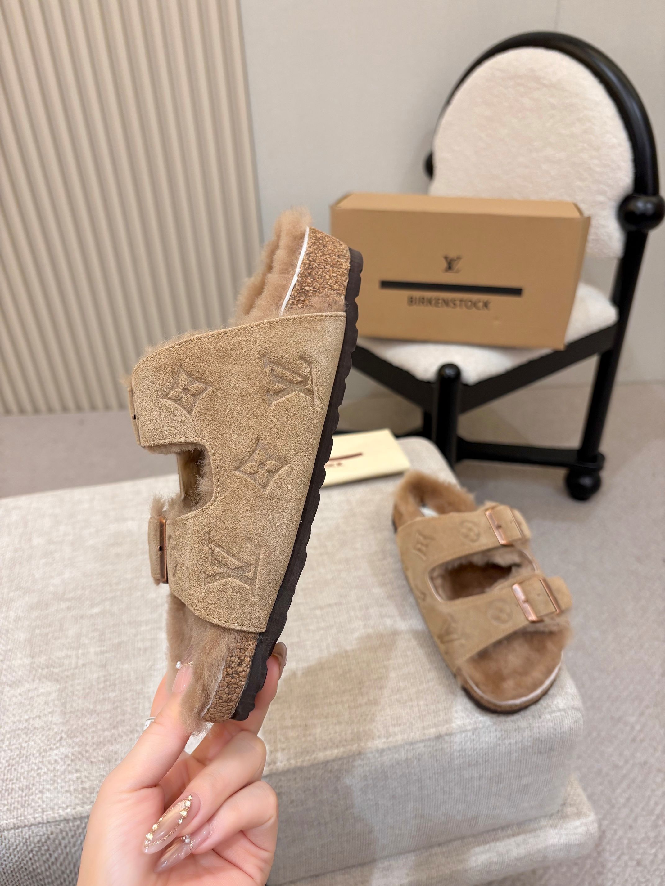 Louis Vuitton Slides