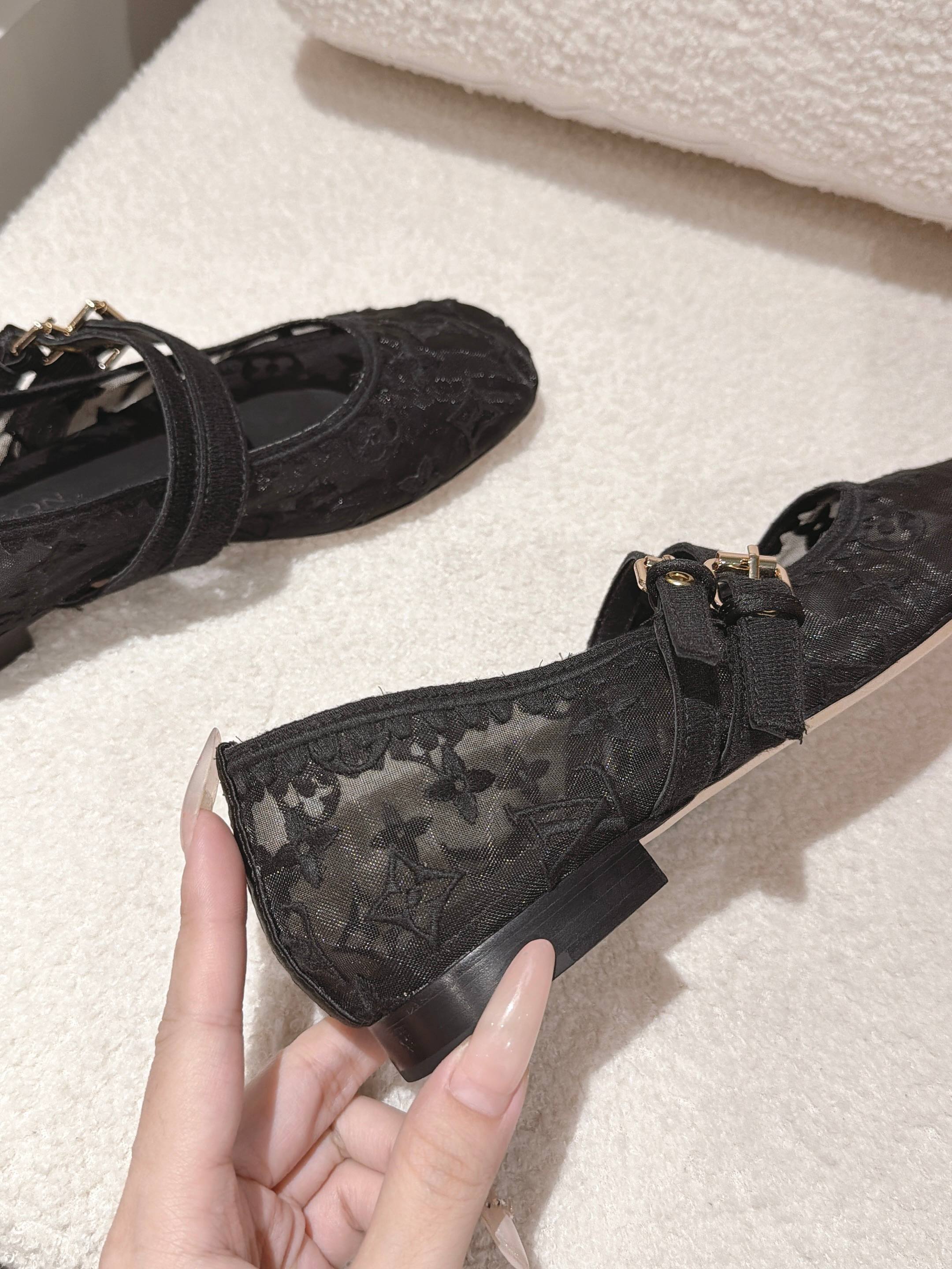 louis vuitton black bella mary jane ballerinas