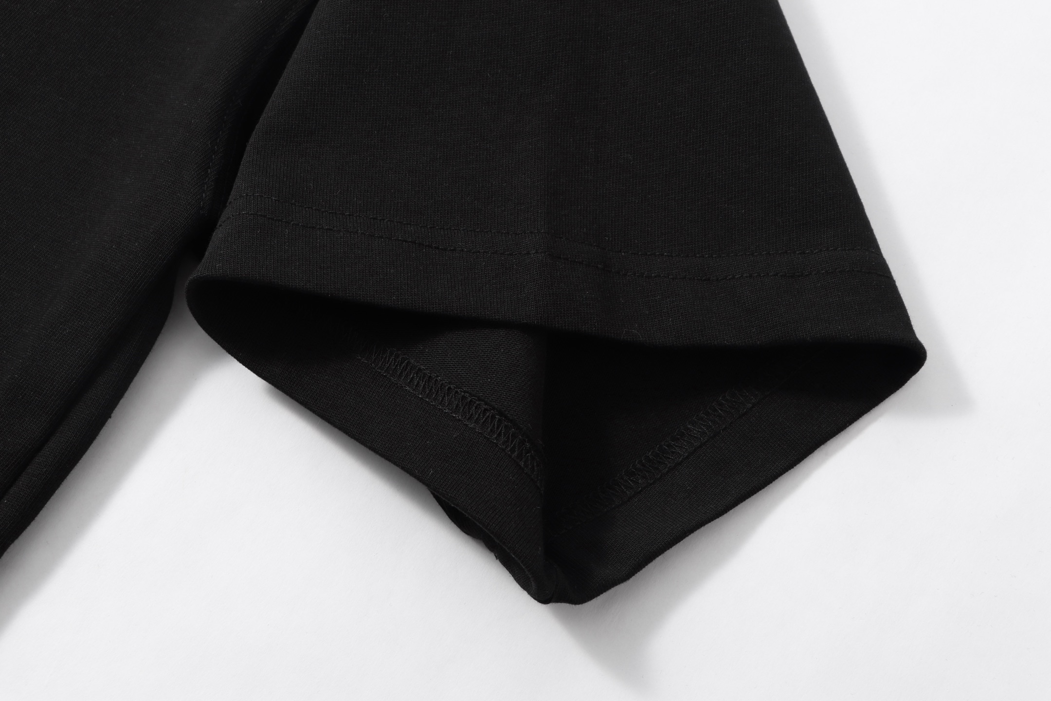 Calvin klein 26ss CK logo 短袖 CKass*春夏款 字母印花压花刺绣个性logo-Top High Quatity Cheap Sneakers Fashion Clothing Clothes Bags handbags Shoes of all Brand wholesale With The best Quality And Beautiful Price from China Factory Chinese suppliers wholesaler seller Calvin klein 26ss CK logo 短袖 CKass*春夏款 字母印花压花刺绣个性logo
