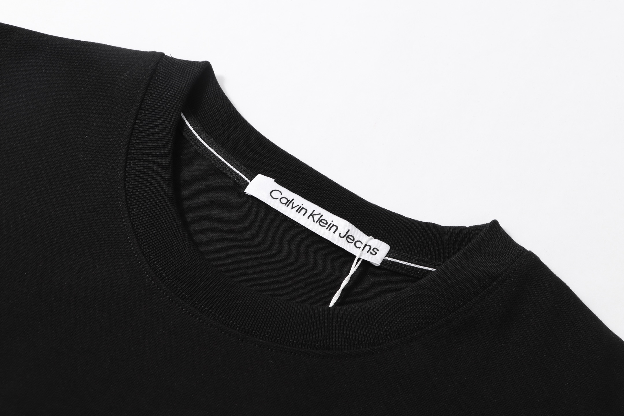 Calvin klein 26ss CK logo 短袖 CKass*春夏款 字母印花压花刺绣个性logo-Top High Quatity Cheap Sneakers Fashion Clothing Clothes Bags handbags Shoes of all Brand wholesale With The best Quality And Beautiful Price from China Factory Chinese suppliers wholesaler seller Calvin klein 26ss CK logo 短袖 CKass*春夏款 字母印花压花刺绣个性logo