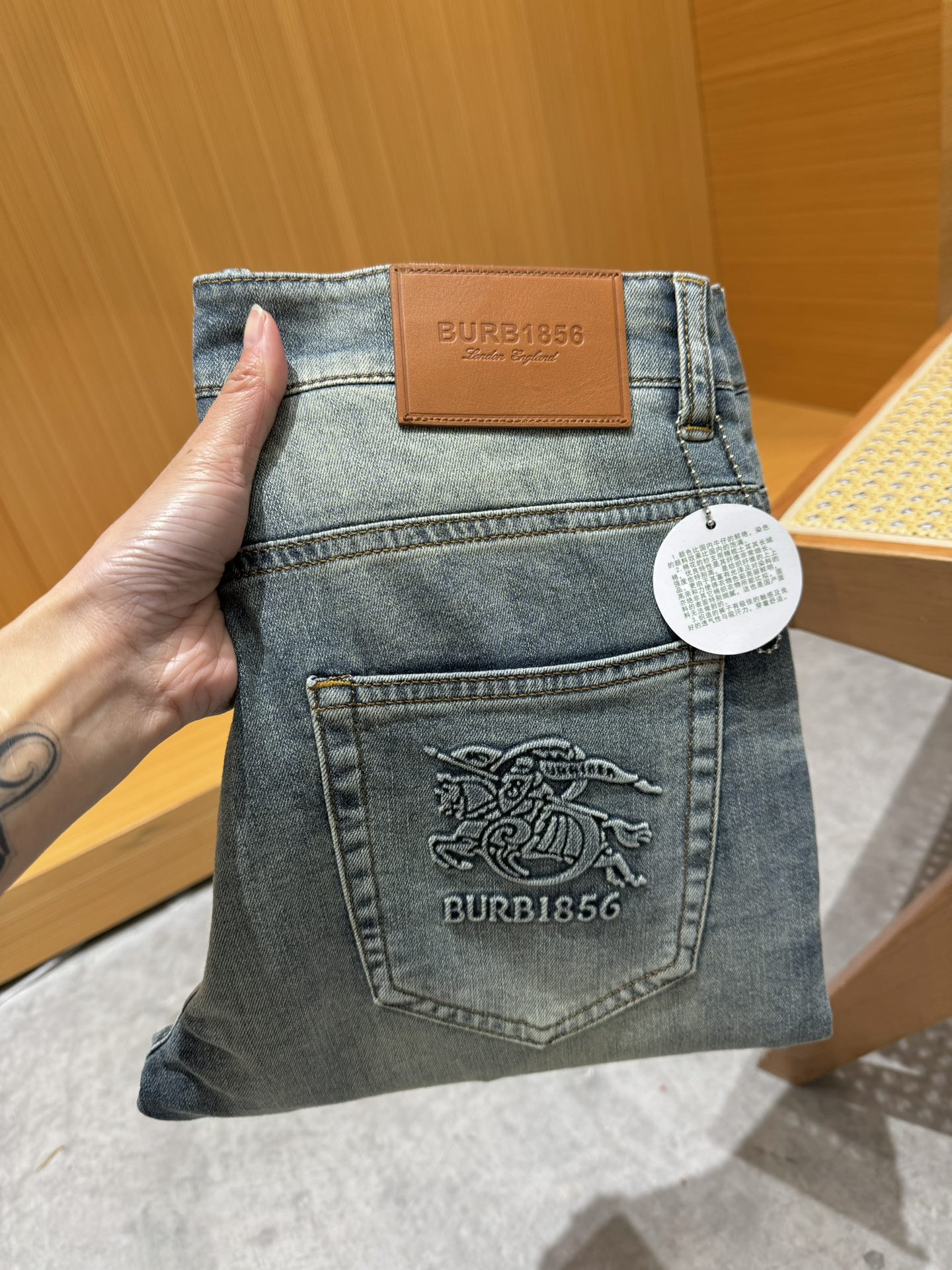 Burberry Kleidung Jeans Männer Frühling/Sommer Kollektion Lässig