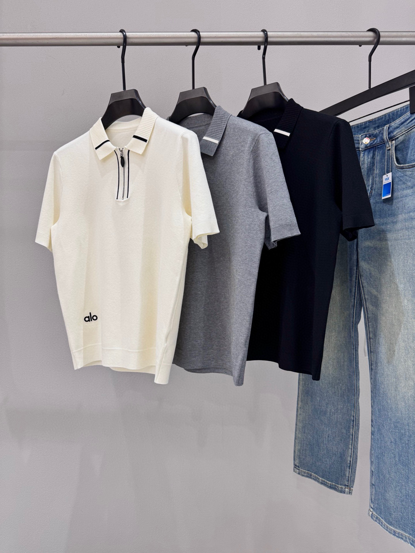 Alo Men's Knit Short Sleeve Polo Shirt - Breathable & Comfortable 1 i1757157751821 9947 0 0