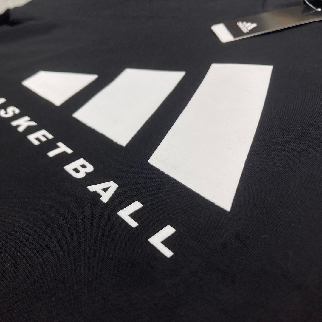 Adidas Basketball T-shirt: High-quality, OverSize, Logo Silicon, Cotton, Comfortable, Stylish, Various Sizes. - 图片 6