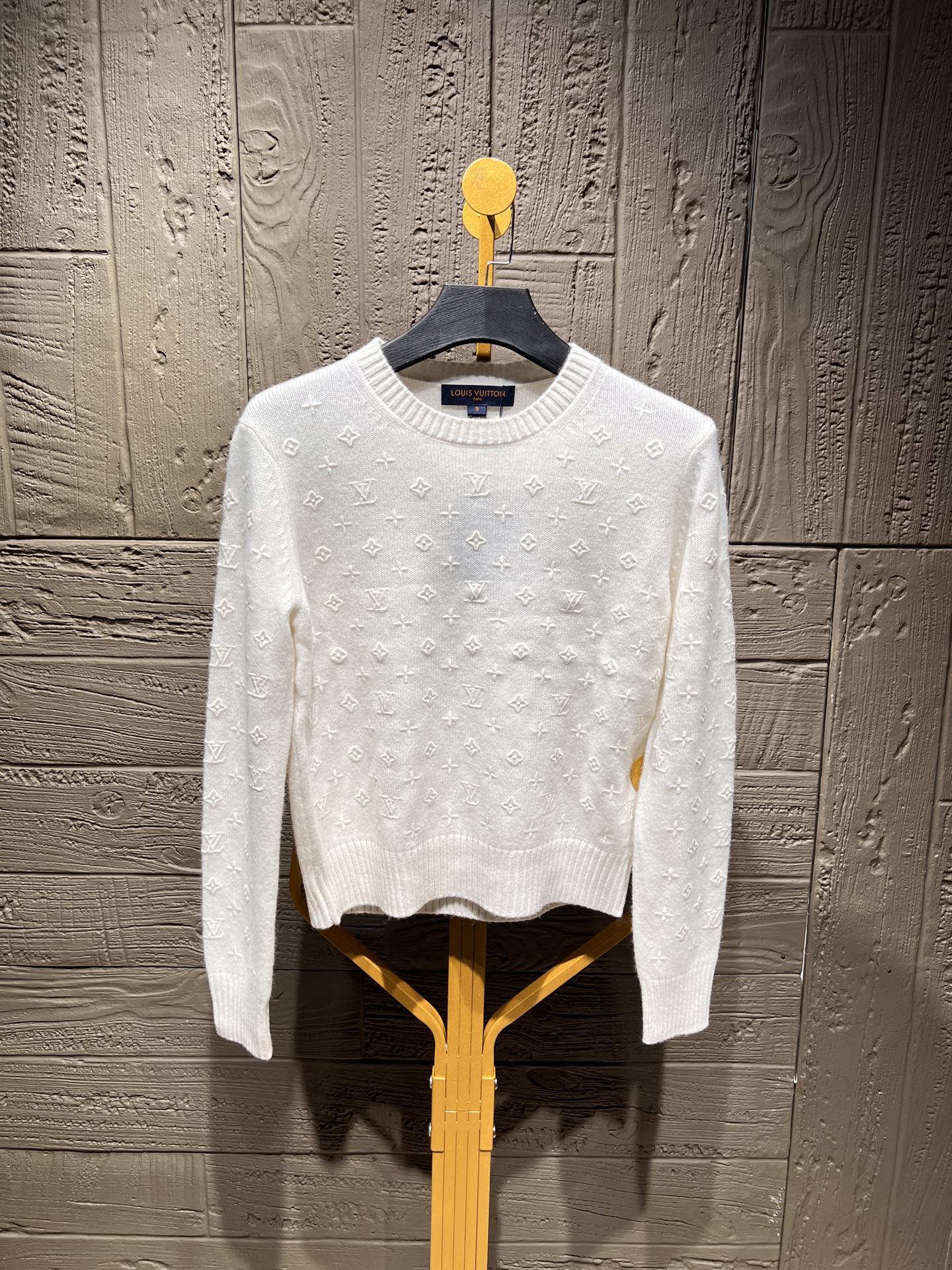 Louis Vuitton 25SS 3D Monogram Cashmere Knit Sweater - Soft & Warm