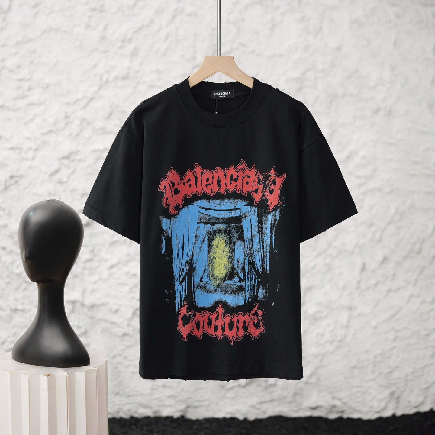El sitio web oficial de P95 Balenciaga tiene las tres etiquetas sincronizadas (grandes cantidades en stock a largo plaz…