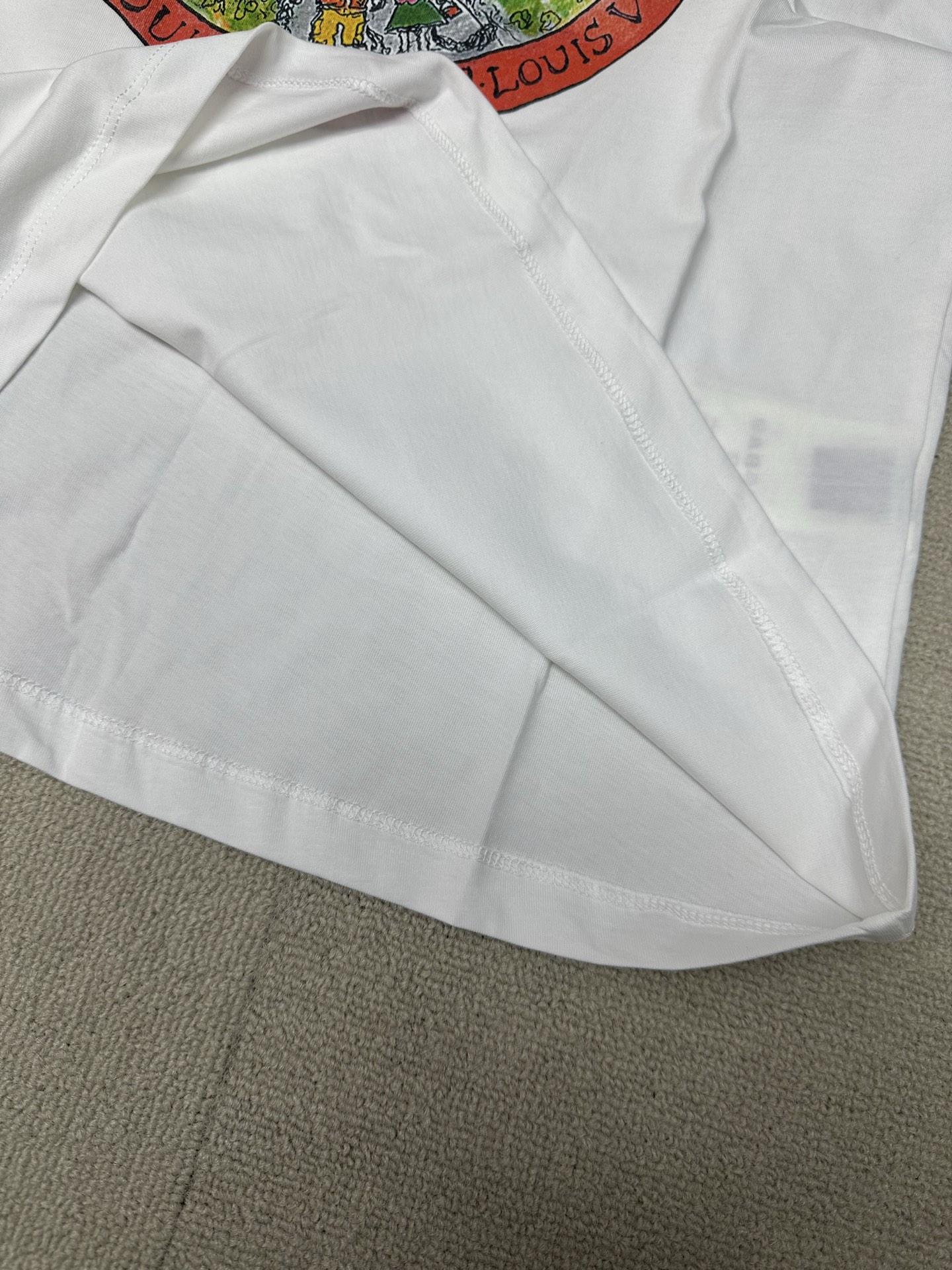 Louis Vuitton Crew Neck T-Shirt with Grace Coddington Travel Print 9 i1760105715746 3468 0 7