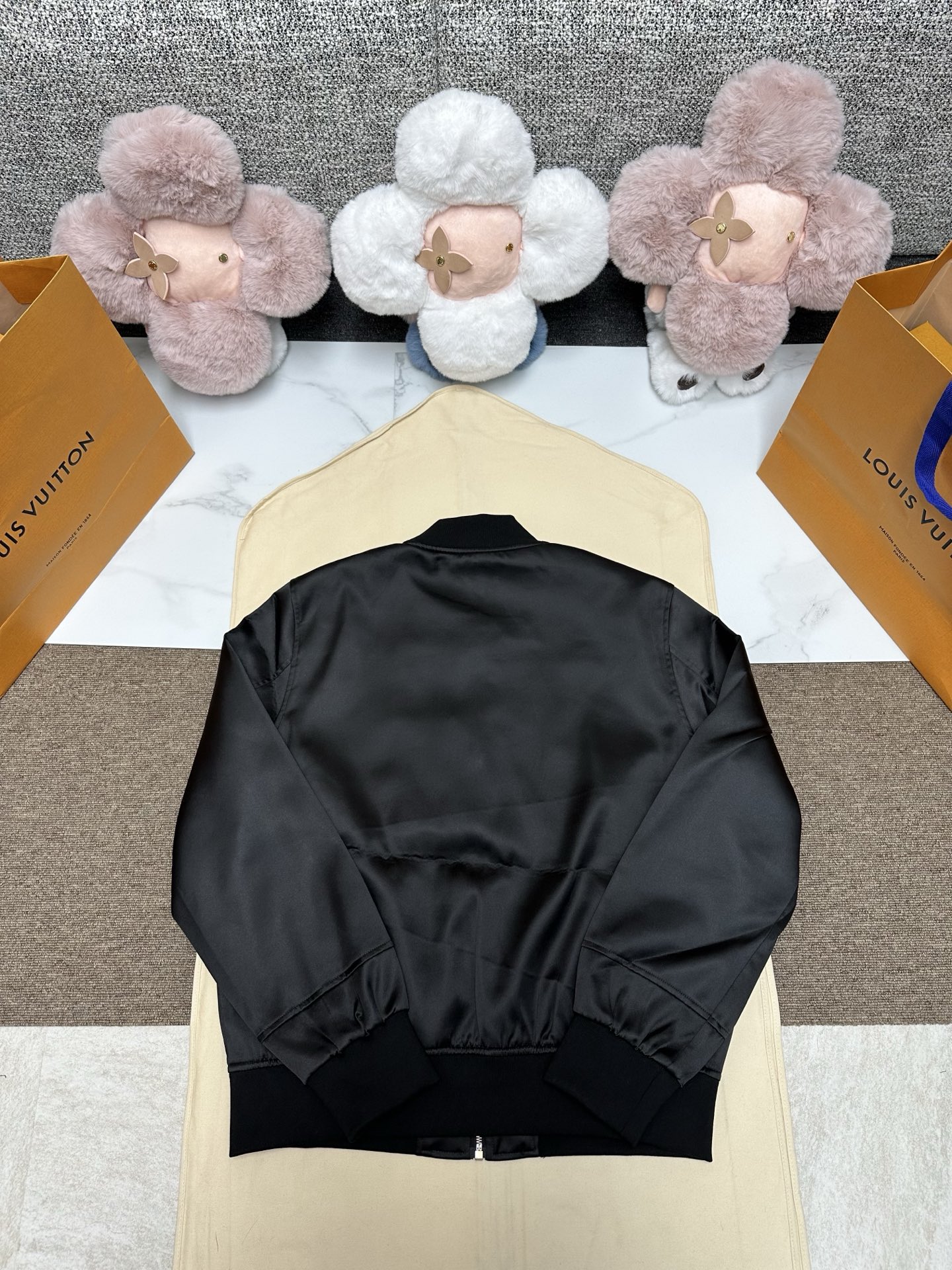 Givenchy Paris Logo Zip-Up Ribbed Aviator Jacket Blouson Coat Outwear 3 i1760188965766 5016 0 1