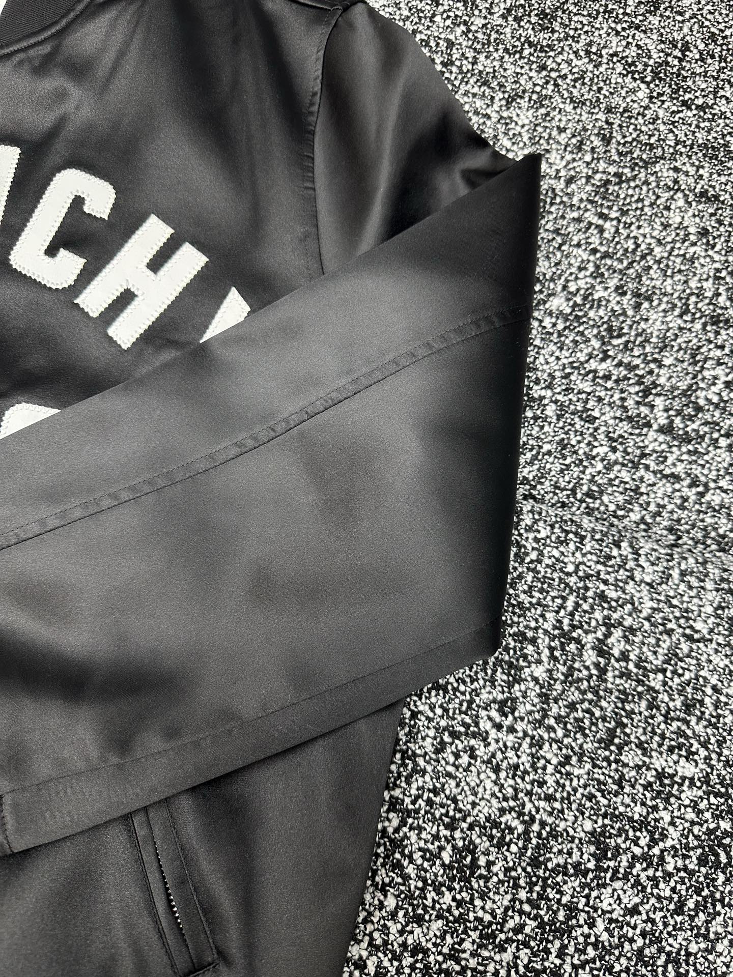 Givenchy Paris Logo Zip-Up Ribbed Aviator Jacket Blouson Coat Outwear 6 i1760188969969 7867 0 4