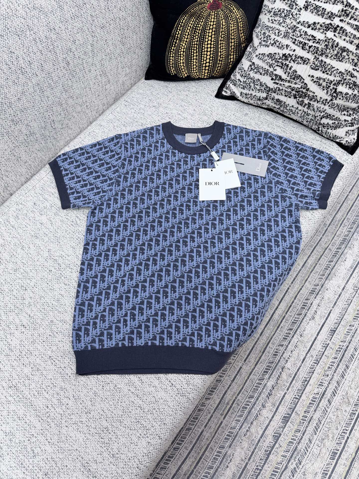 디올 26SS 남성 반팔 129884 Dior T Shirt 썸네일 이미지