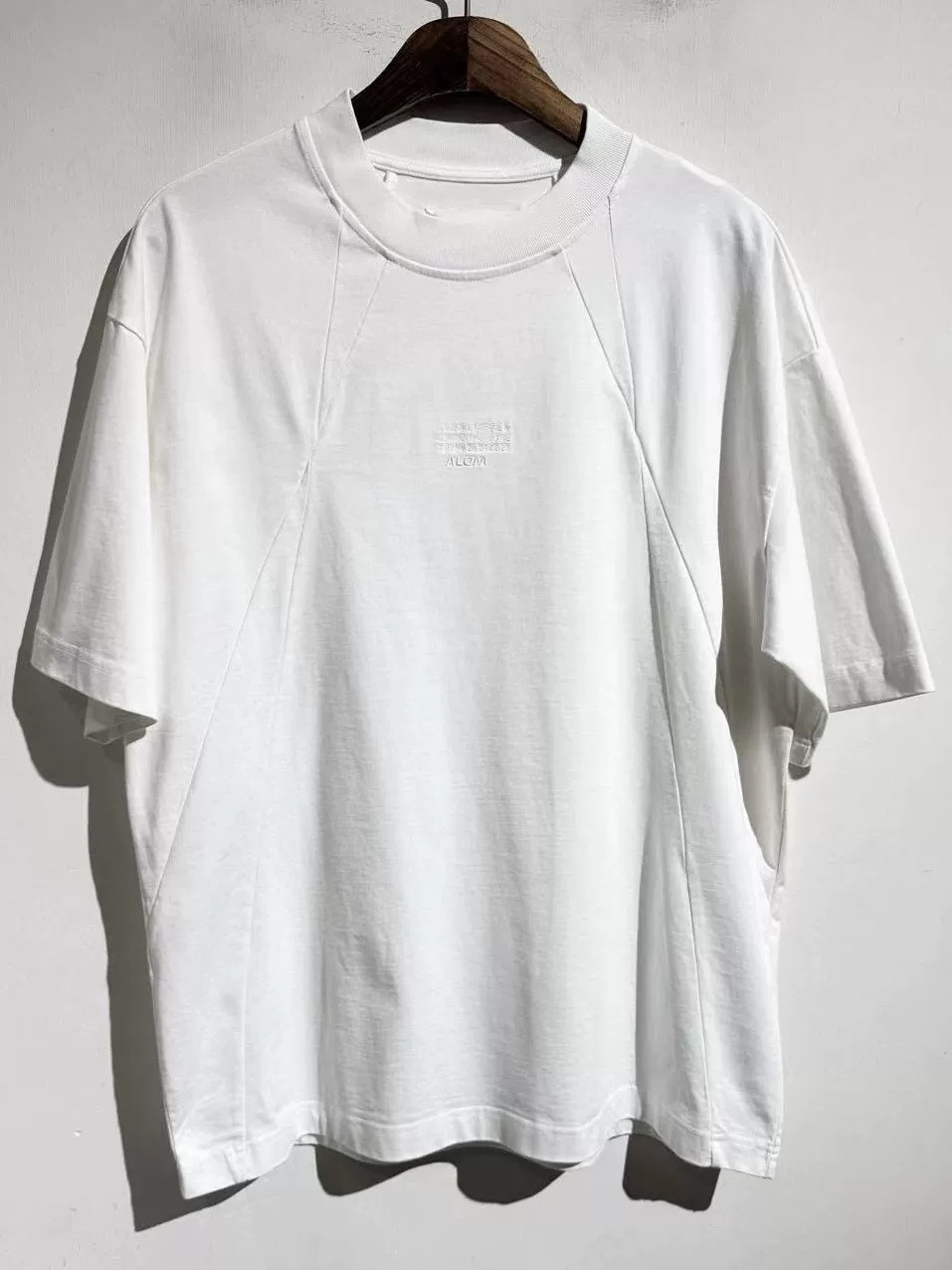 New style, black, white, stock complete 🧨 8087#M6 Embroidered digital short-sleeved T-shirt, black, white, sizes 46, 4…