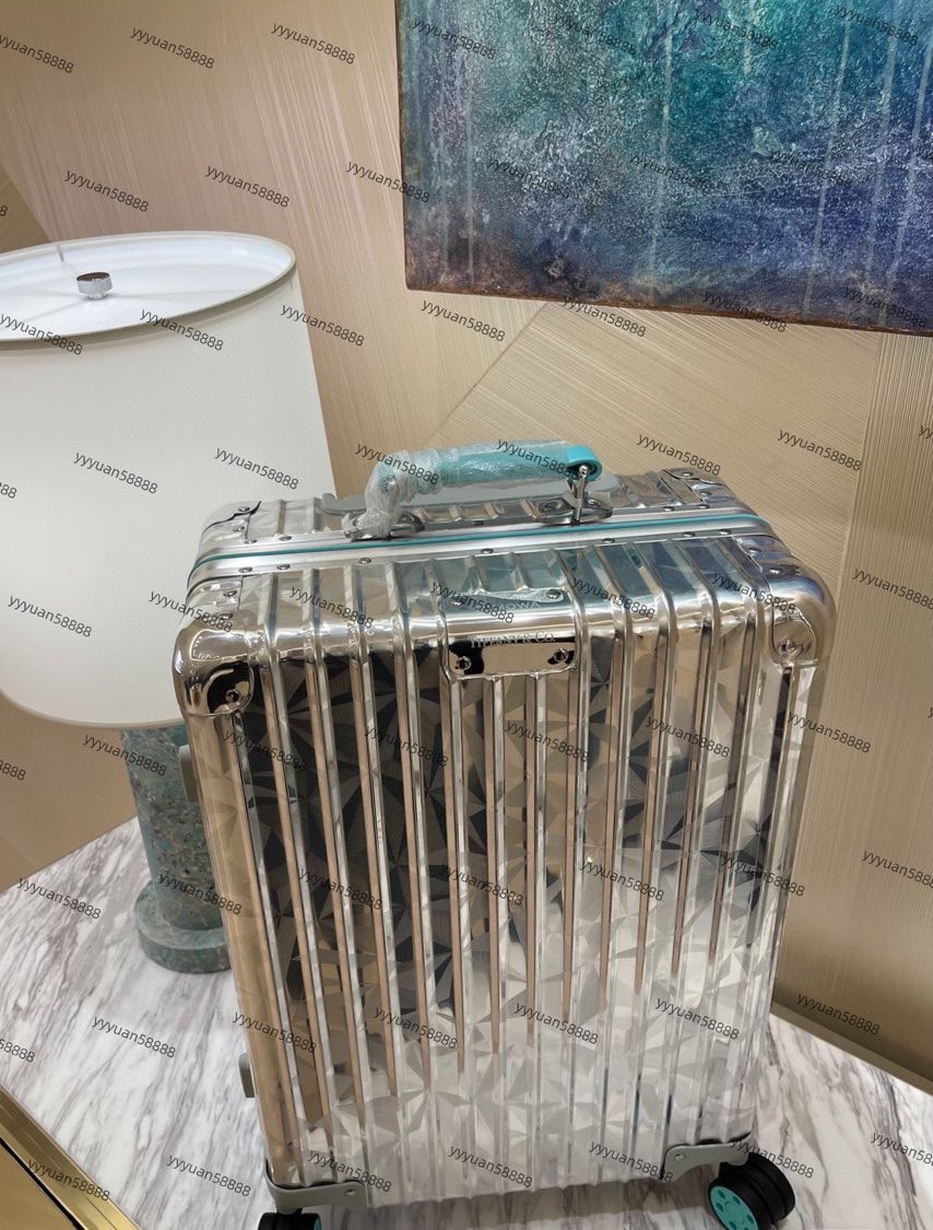 Rimowa xTiffany & Co suitcase, original, ready to open, ready to be accepted, specialty for sale - 图片 2