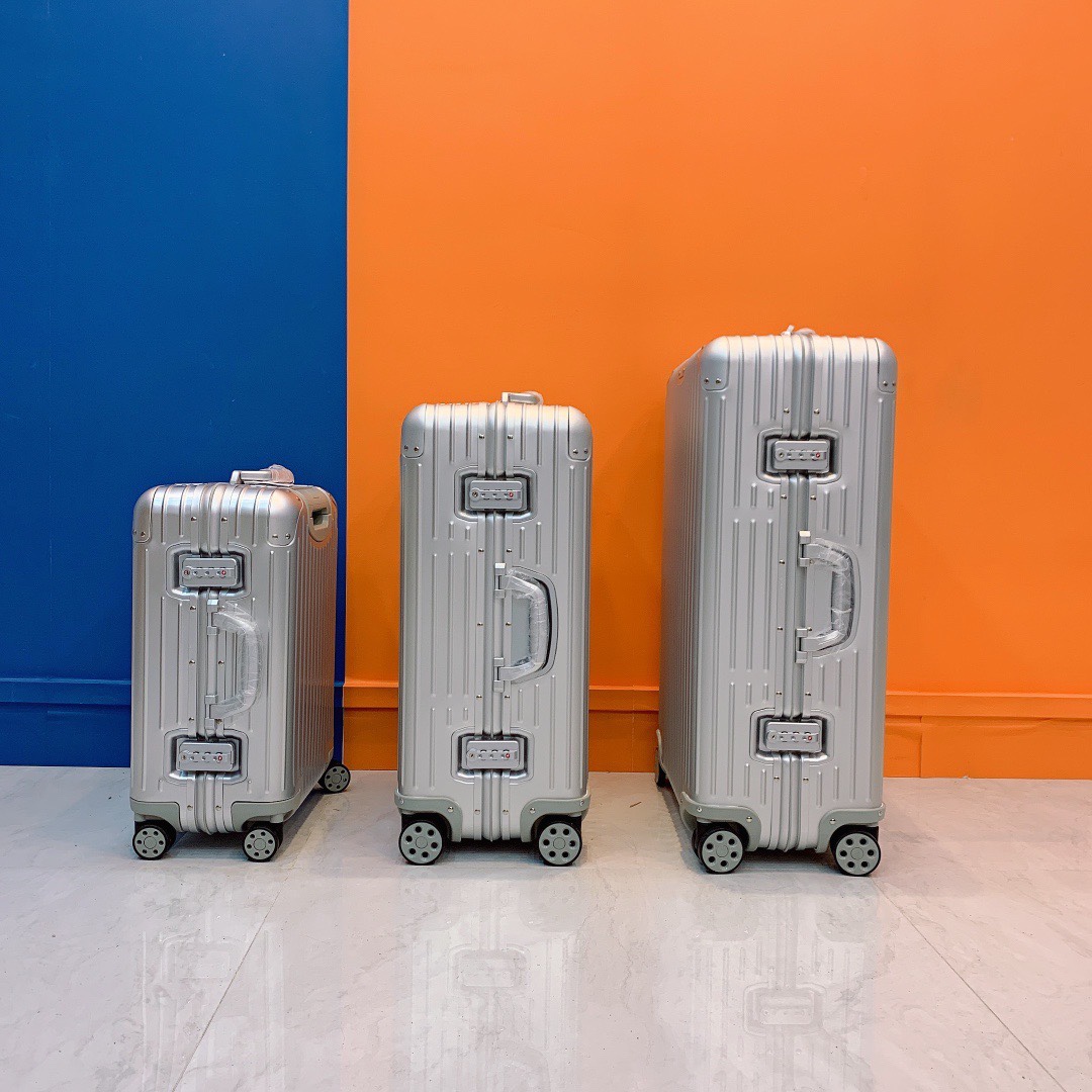 Rimowa suitcase Silver travel