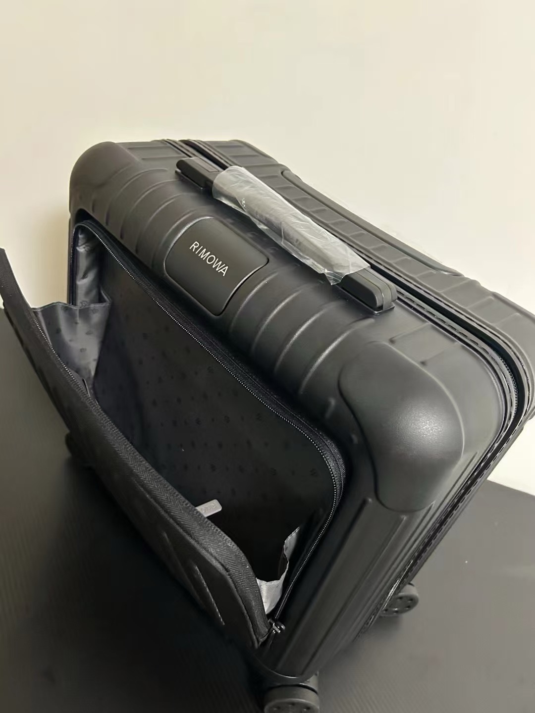 Rimowa 16-Inch Cabin Suitcase - Front Opening, Sleek Design, Travel Ready 6 i1732551824 5300 6